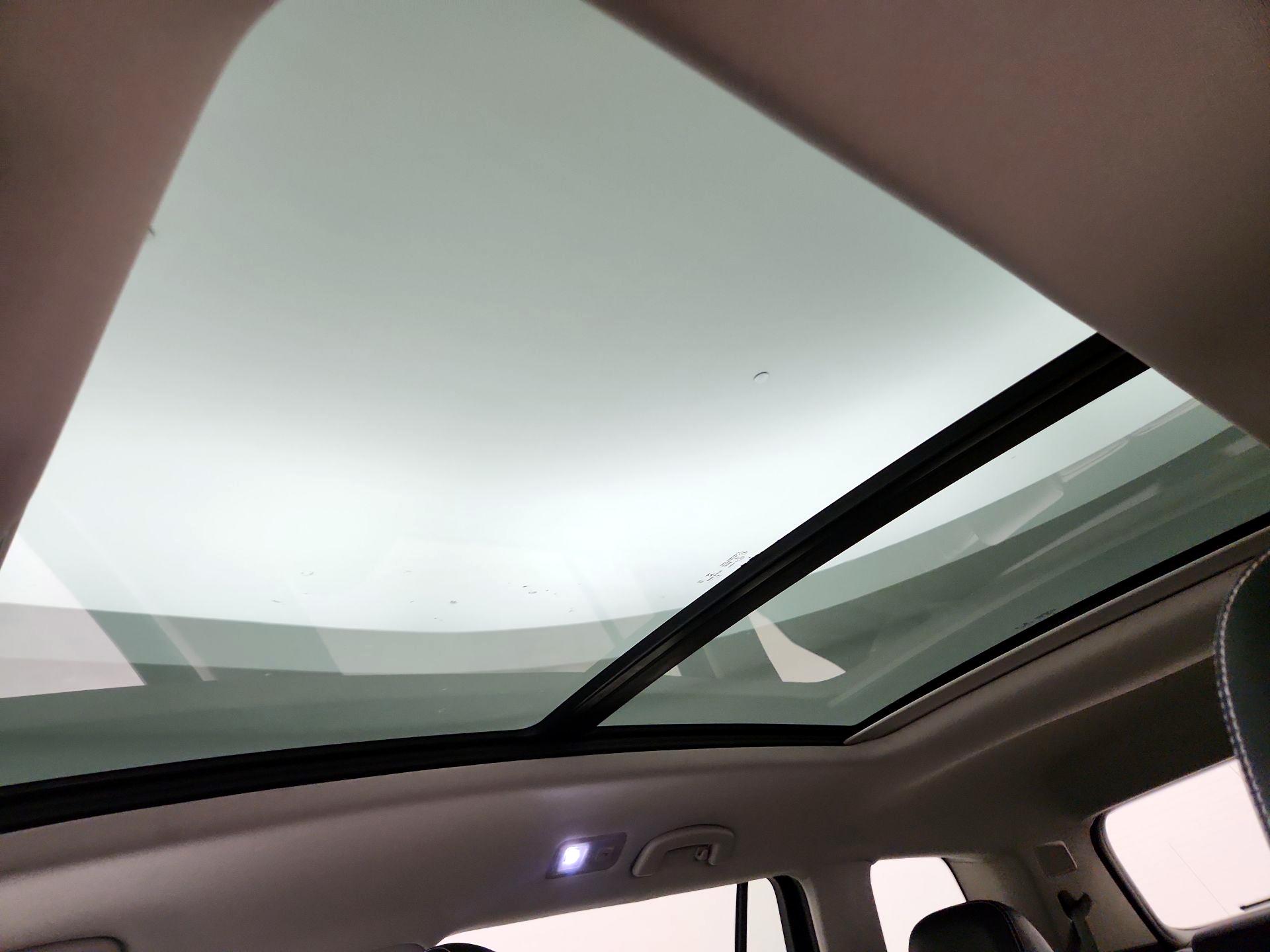 Thumbnail: 2021 Volkswagen Atlas - 17