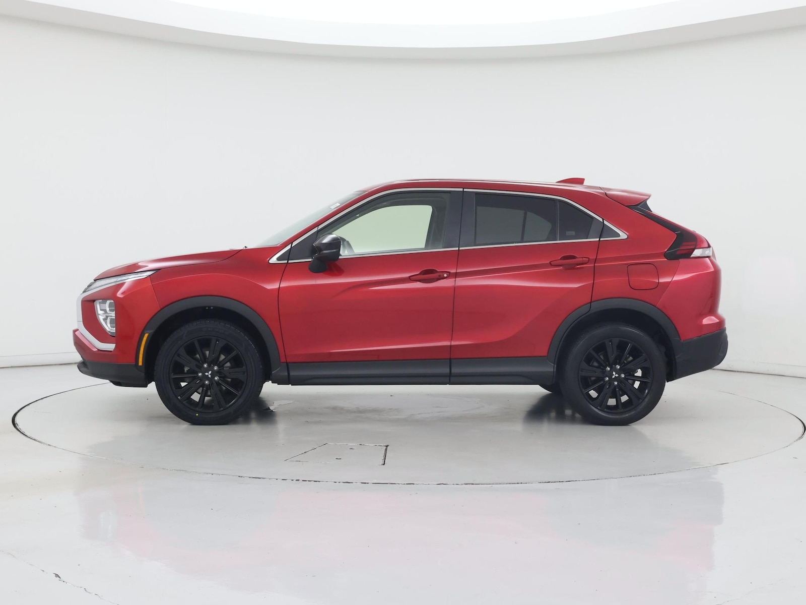 2024 Mitsubishi Eclipse Cross LE - Photo 4