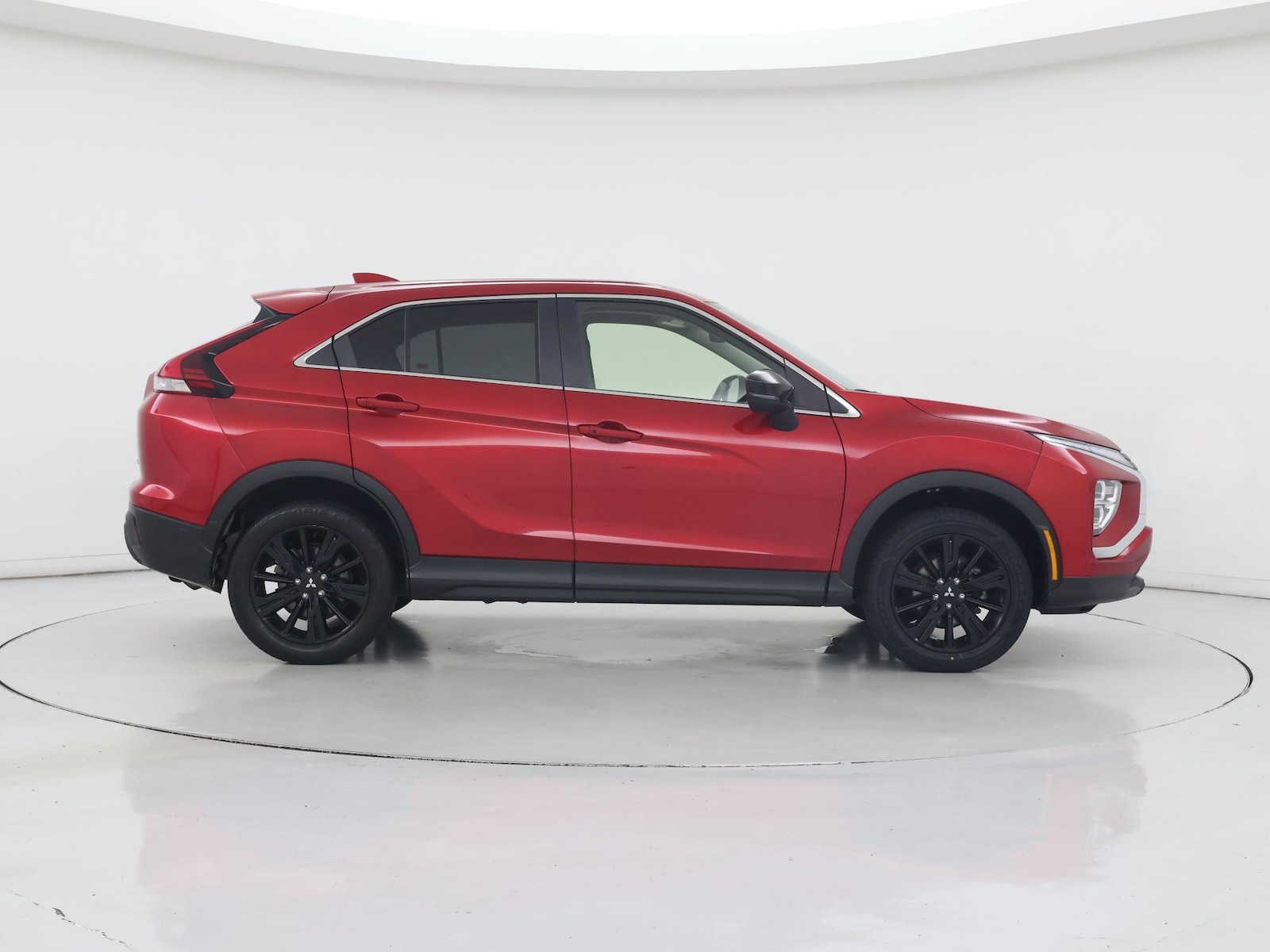 2024 Mitsubishi Eclipse Cross LE - Photo 8