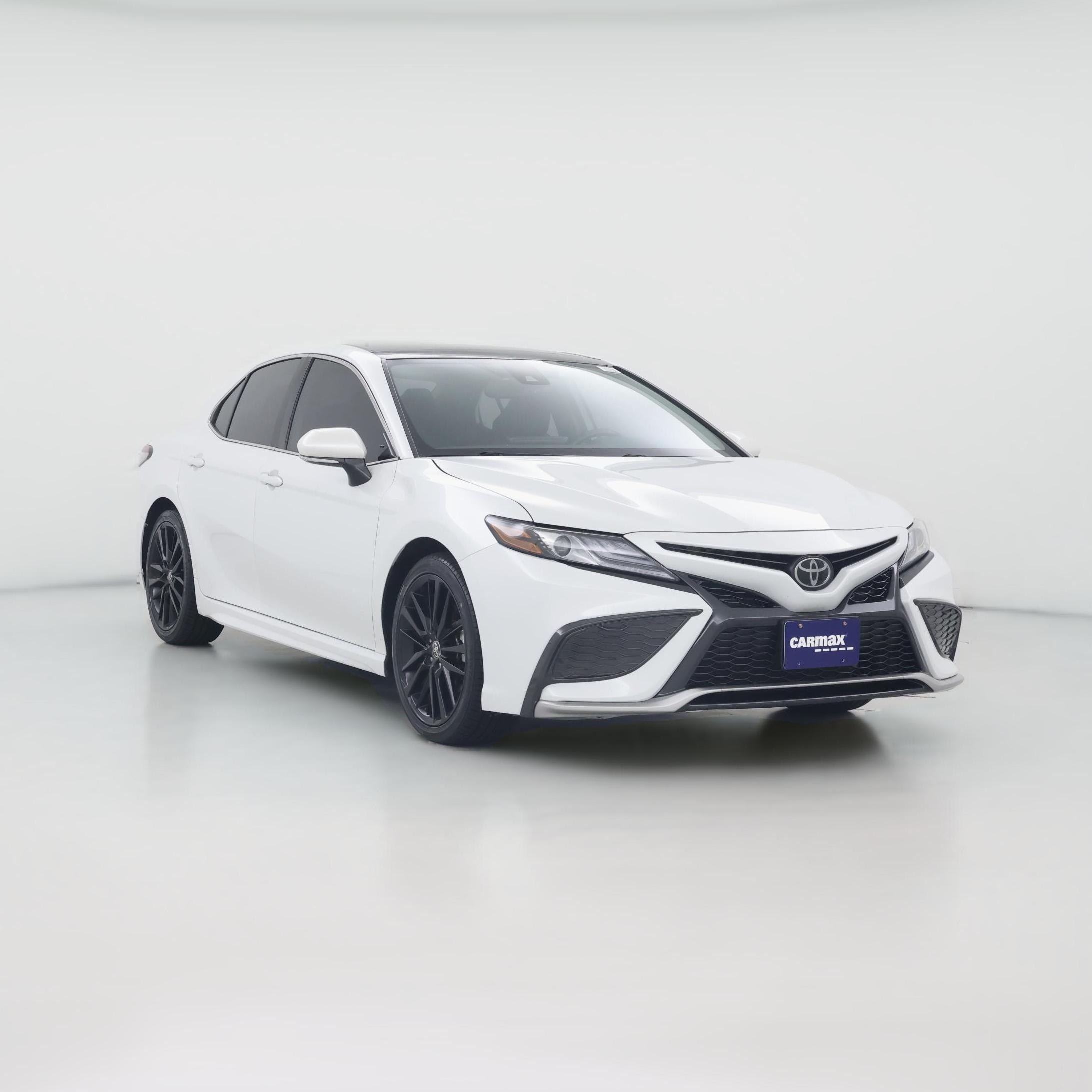 Thumbnail: 2022 Toyota Camry - 1