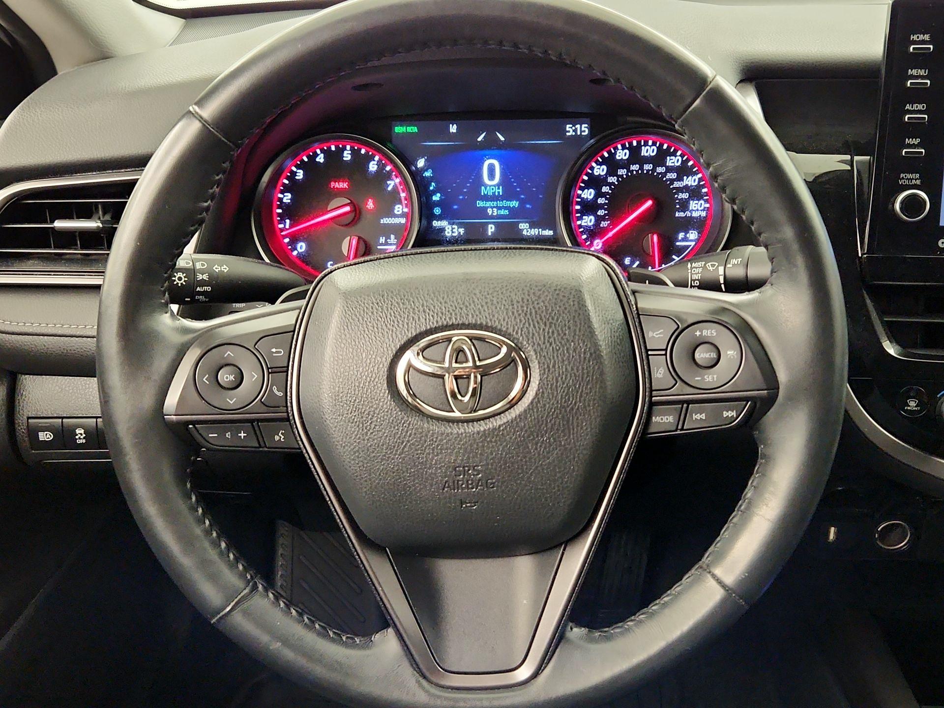 Thumbnail: 2022 Toyota Camry - 10