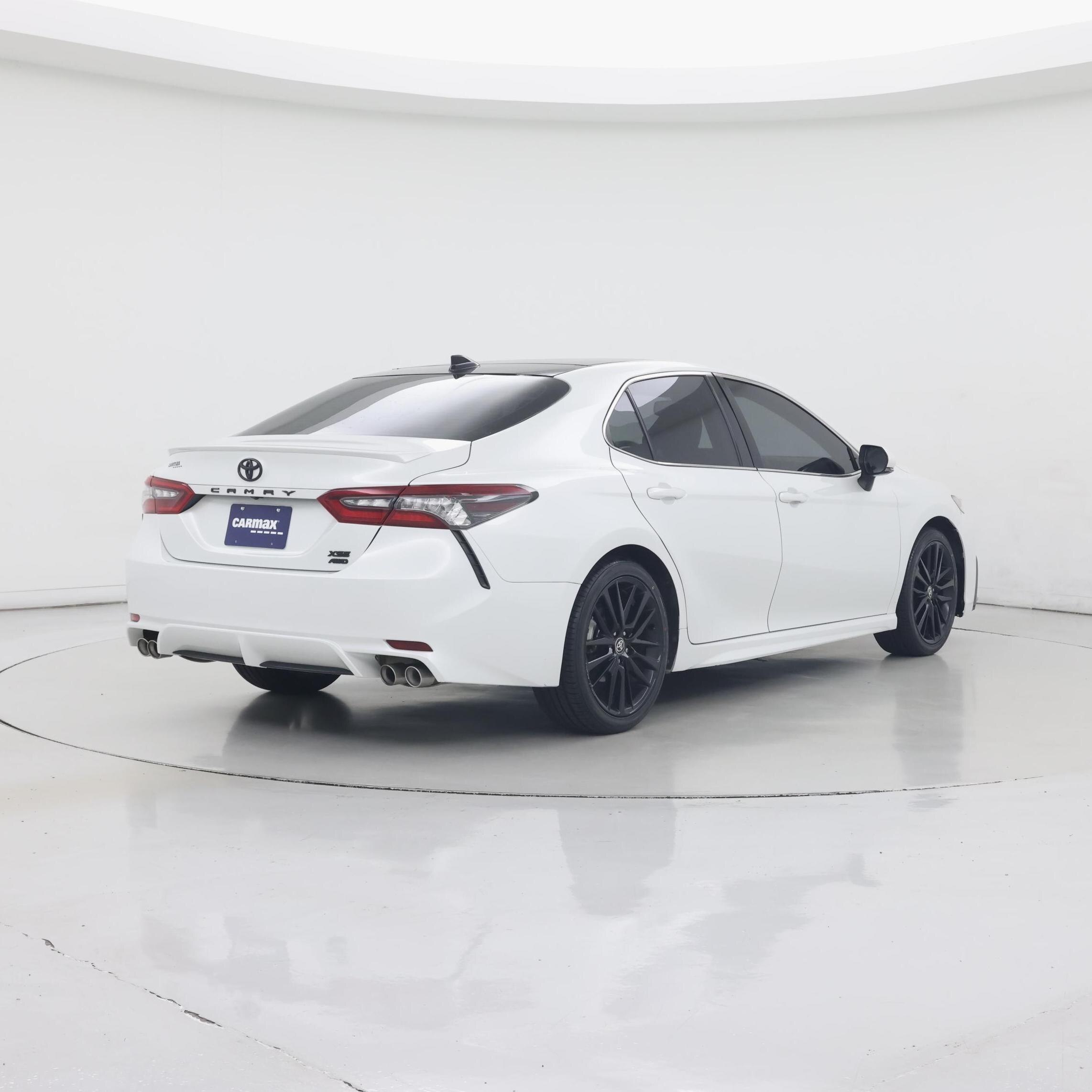 Thumbnail: 2022 Toyota Camry - 8