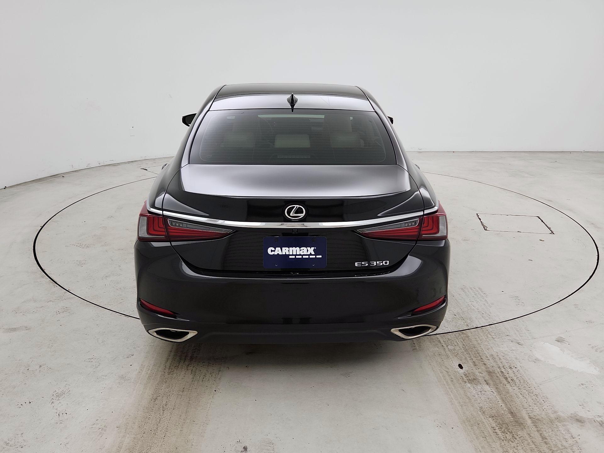 Thumbnail: 2022 Lexus ES - 6
