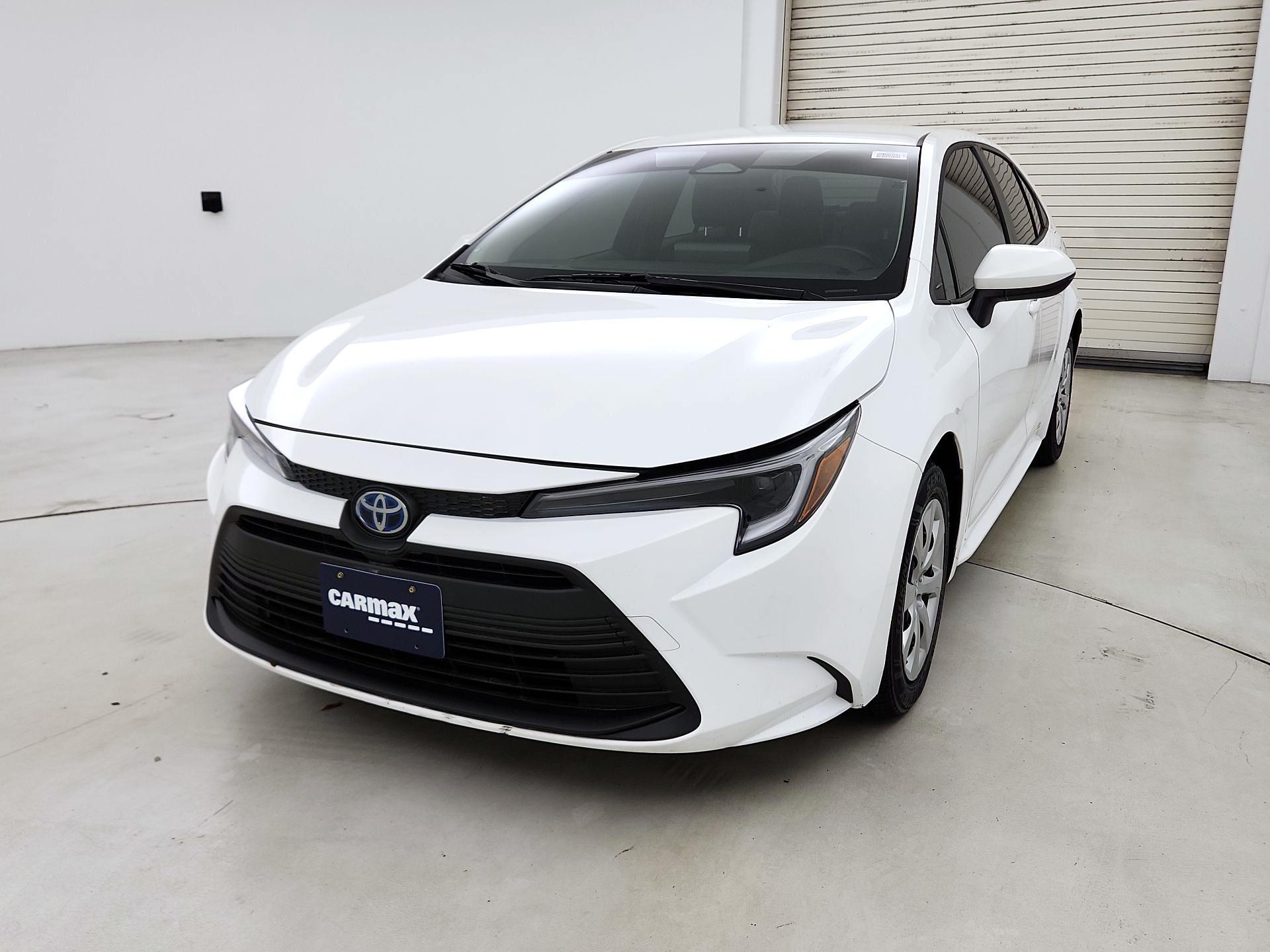 Thumbnail: 2024 Toyota Corolla - 3