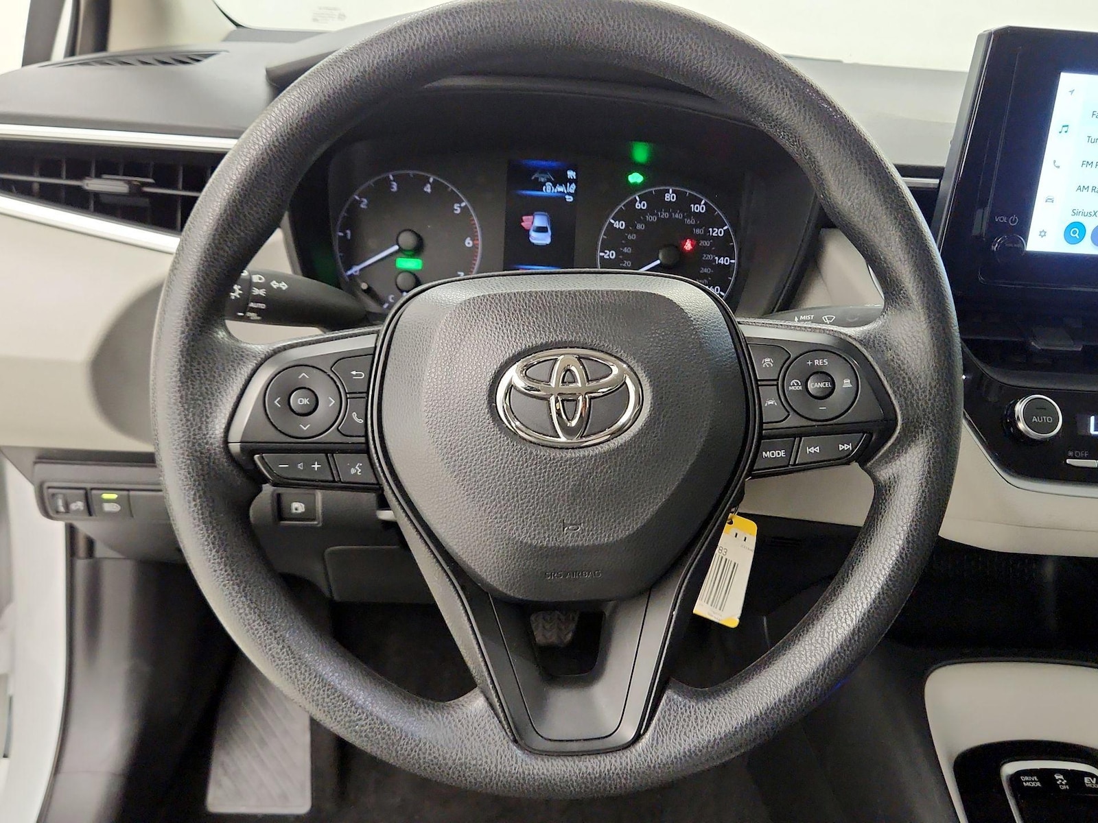 2024 Toyota Corolla LE - Photo 9