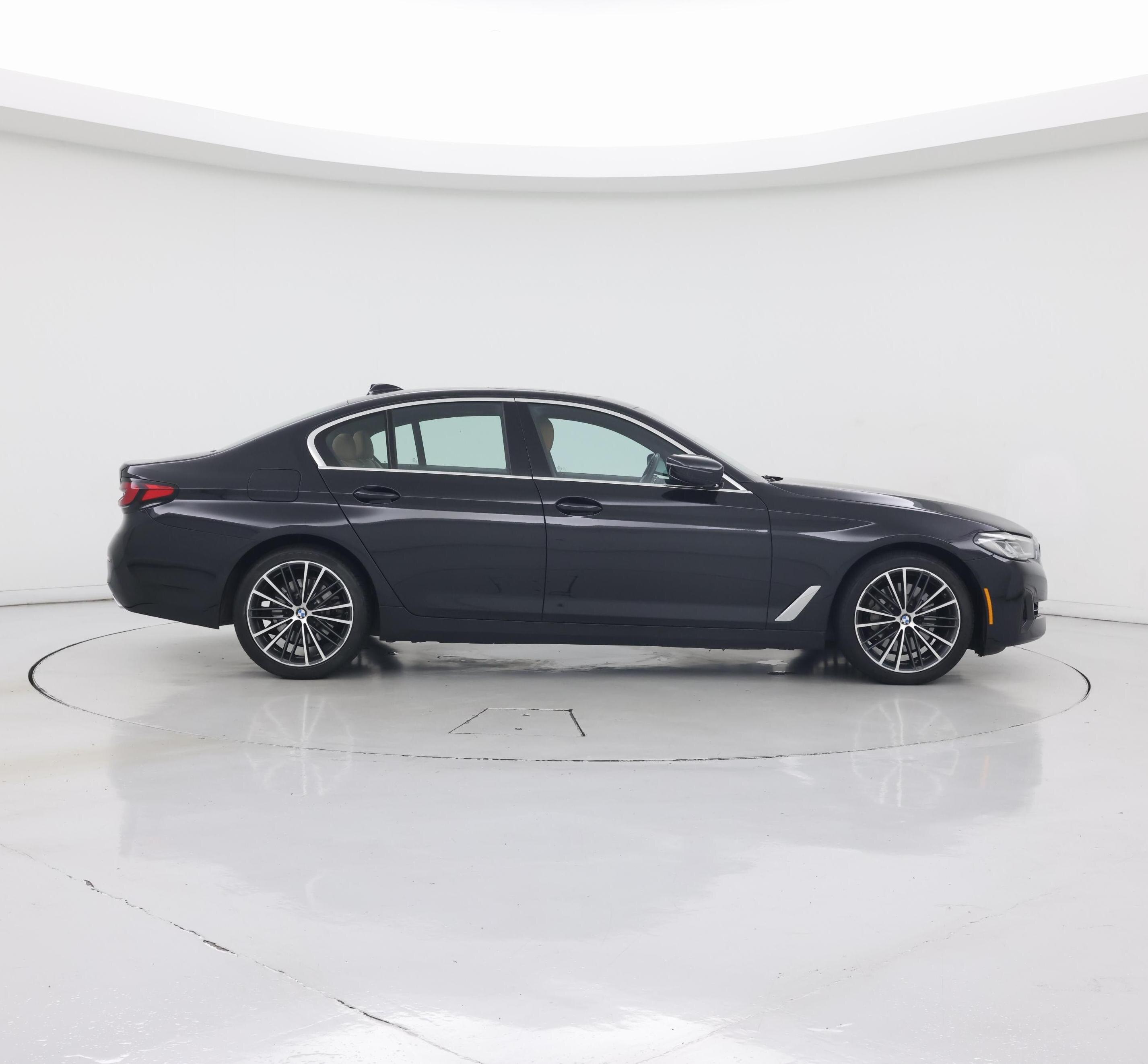 Thumbnail: 2023 BMW 5 Series - 7