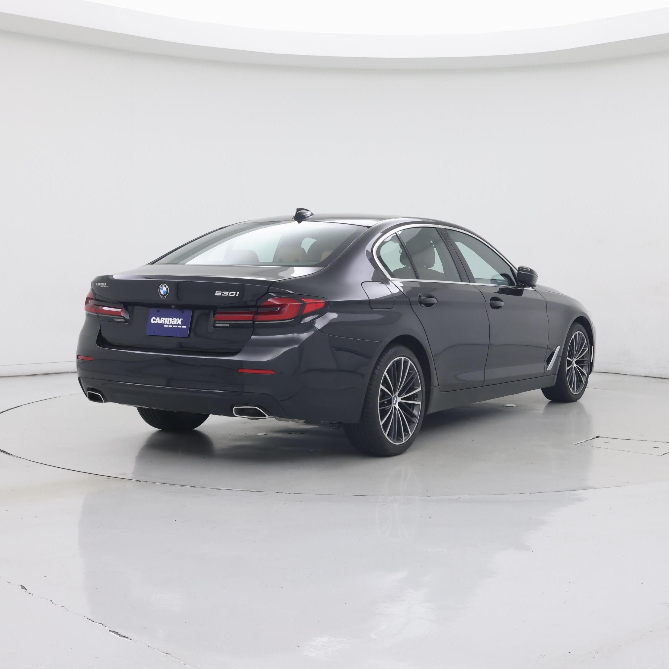 Thumbnail: 2023 BMW 5 Series - 8