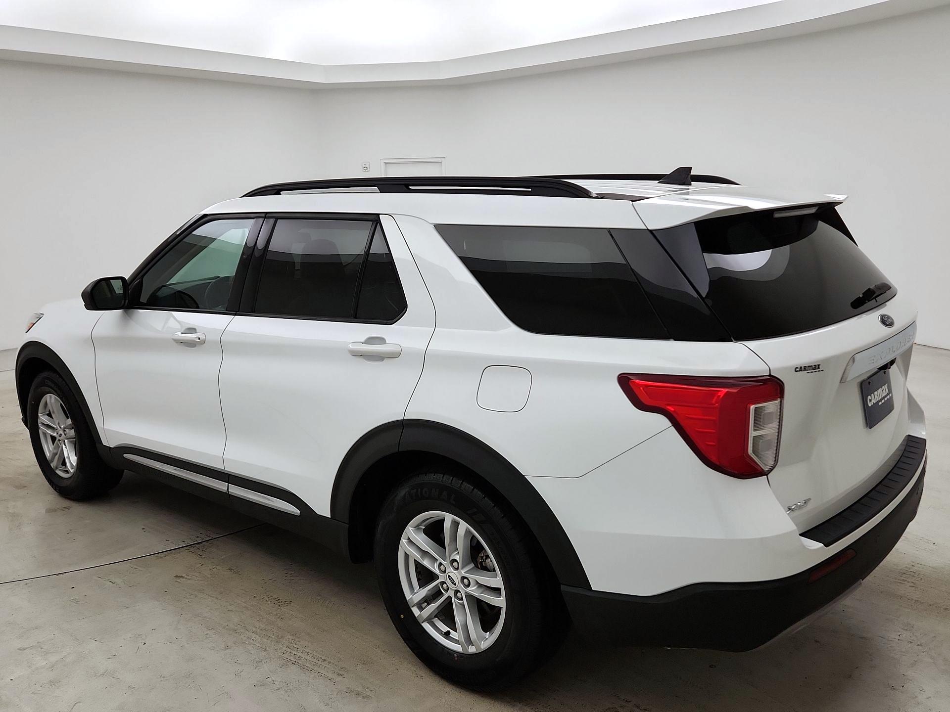 Thumbnail: 2022 Ford Explorer - 7