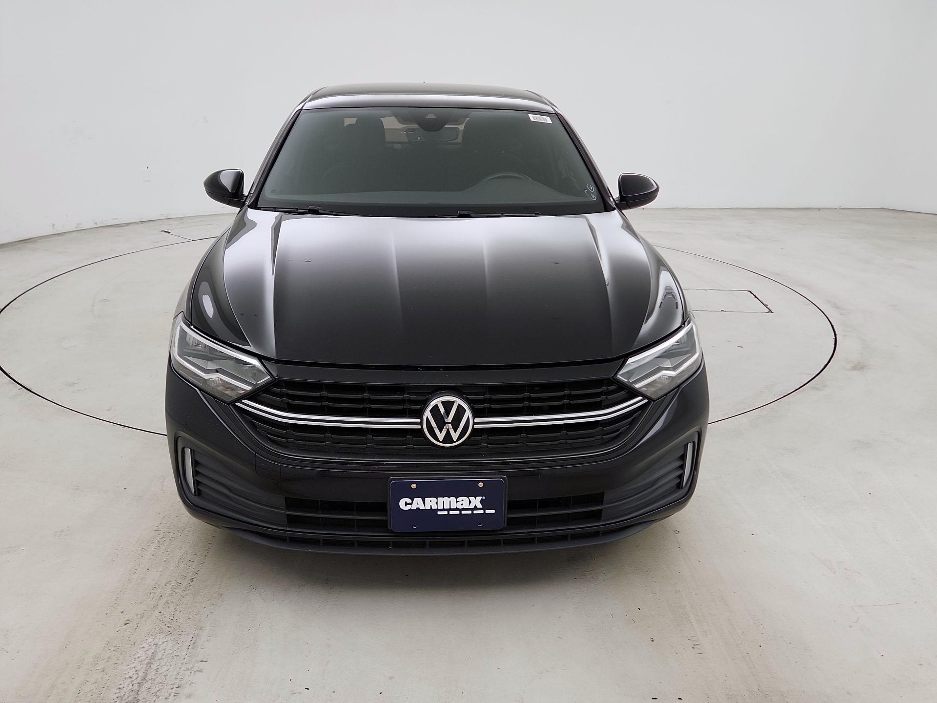 Thumbnail: 2023 Volkswagen Jetta - 2