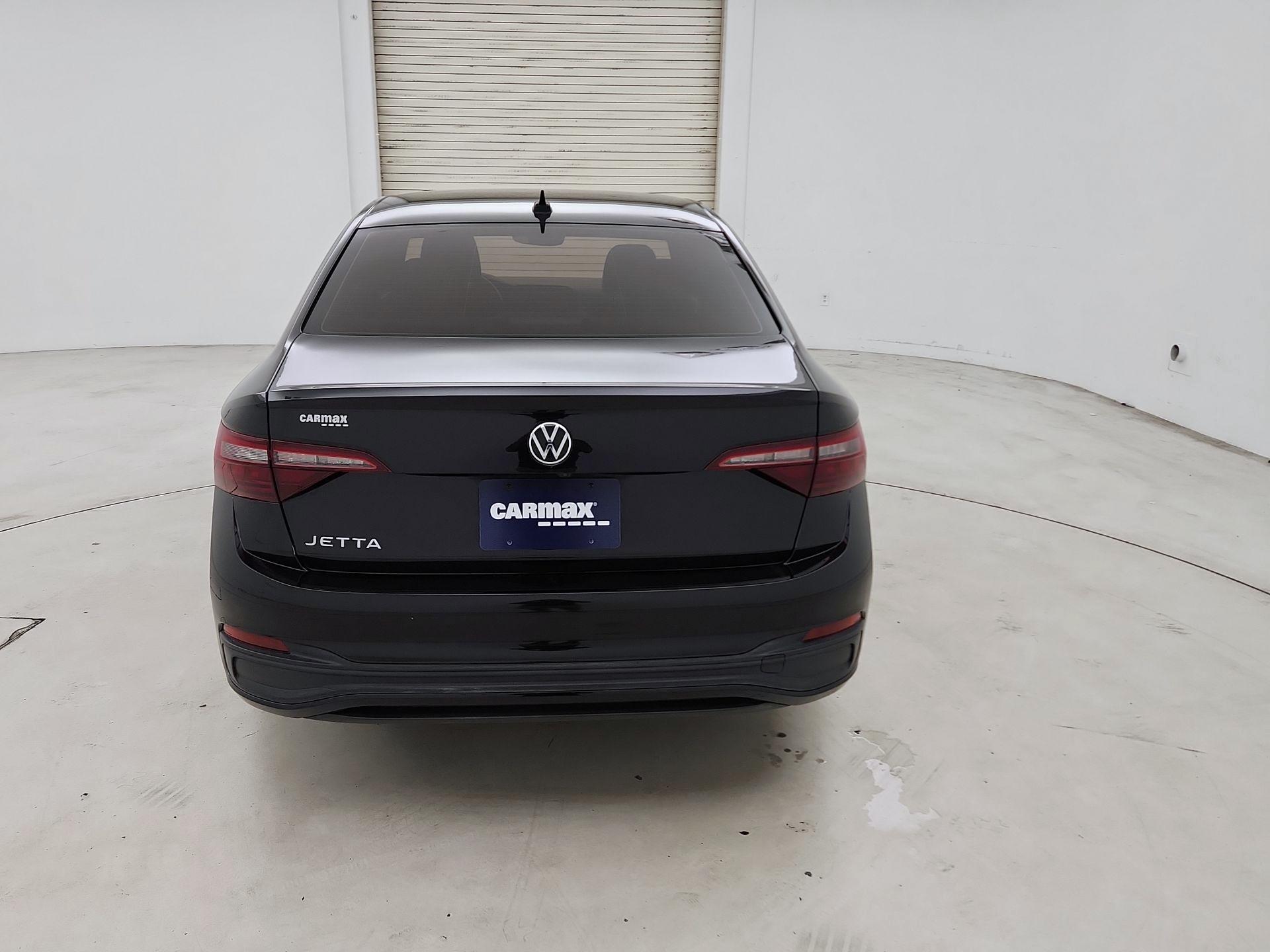 Thumbnail: 2023 Volkswagen Jetta - 6