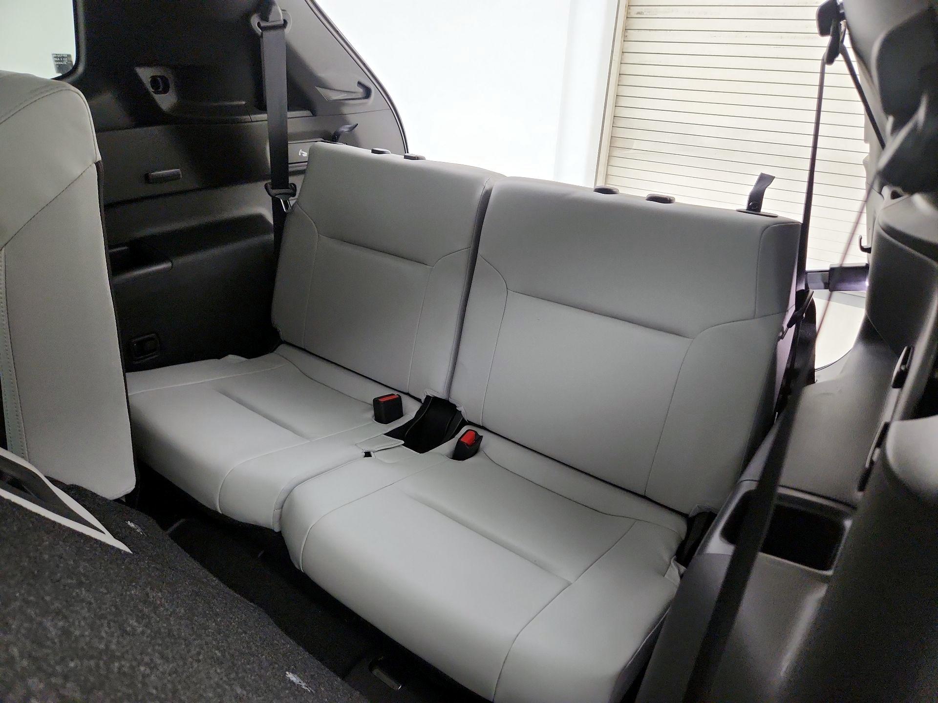 Thumbnail: 2025 Mitsubishi Outlander - 20