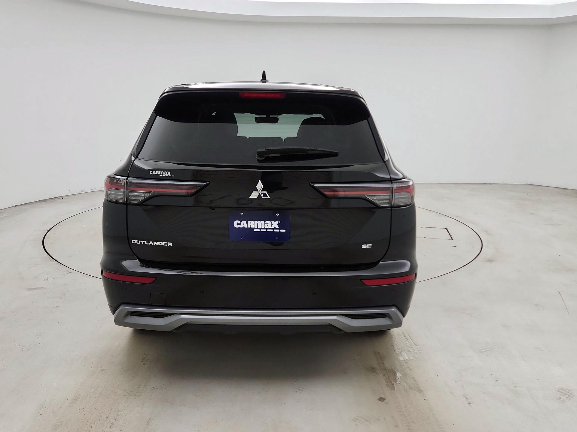 Thumbnail: 2025 Mitsubishi Outlander - 6