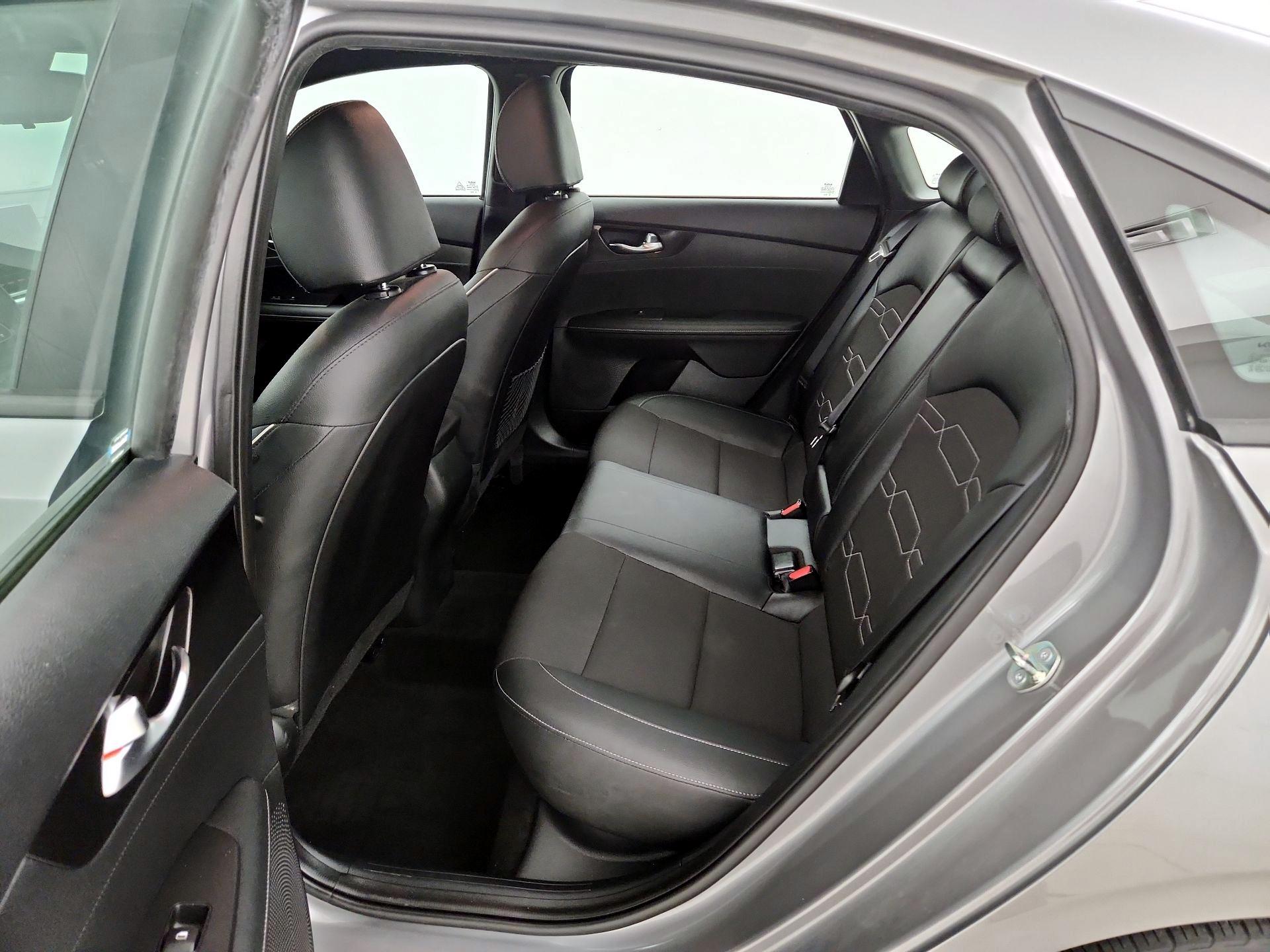 Thumbnail: 2024 Kia Forte - 18