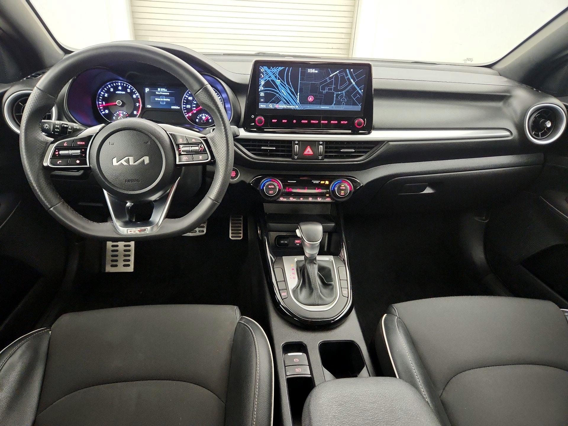 Thumbnail: 2024 Kia Forte - 8