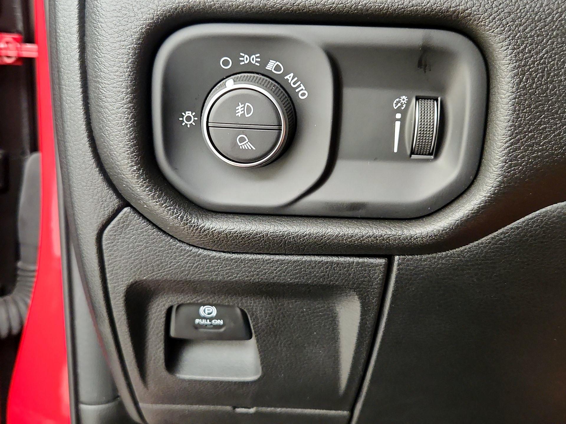 Thumbnail: 2025 RAM 1500 - 13