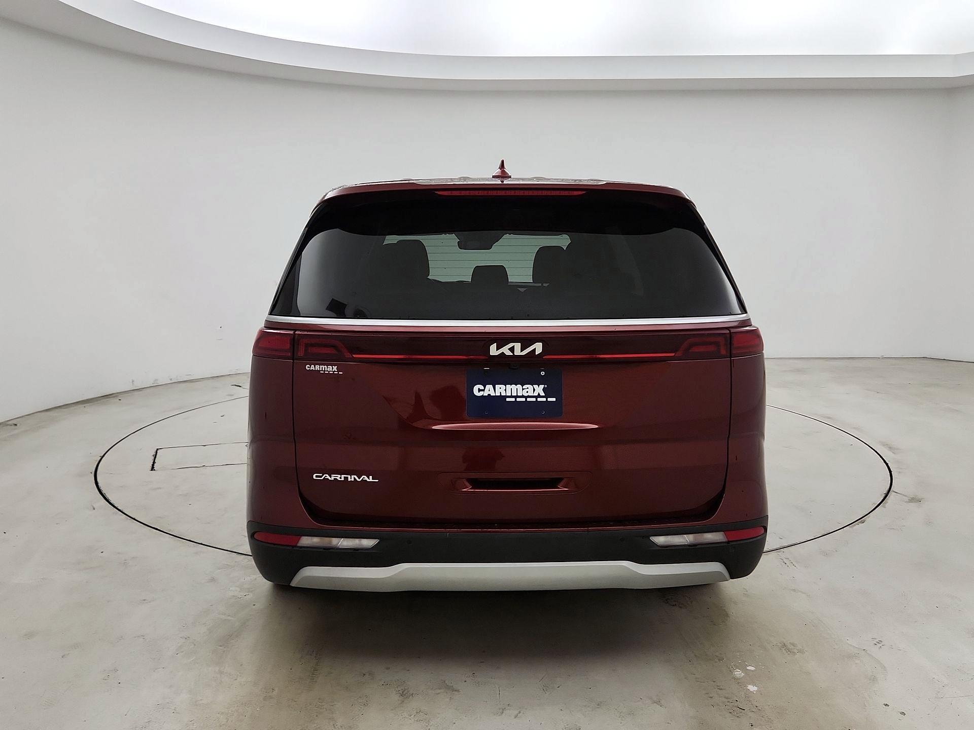 Thumbnail: 2023 Kia Carnival - 6