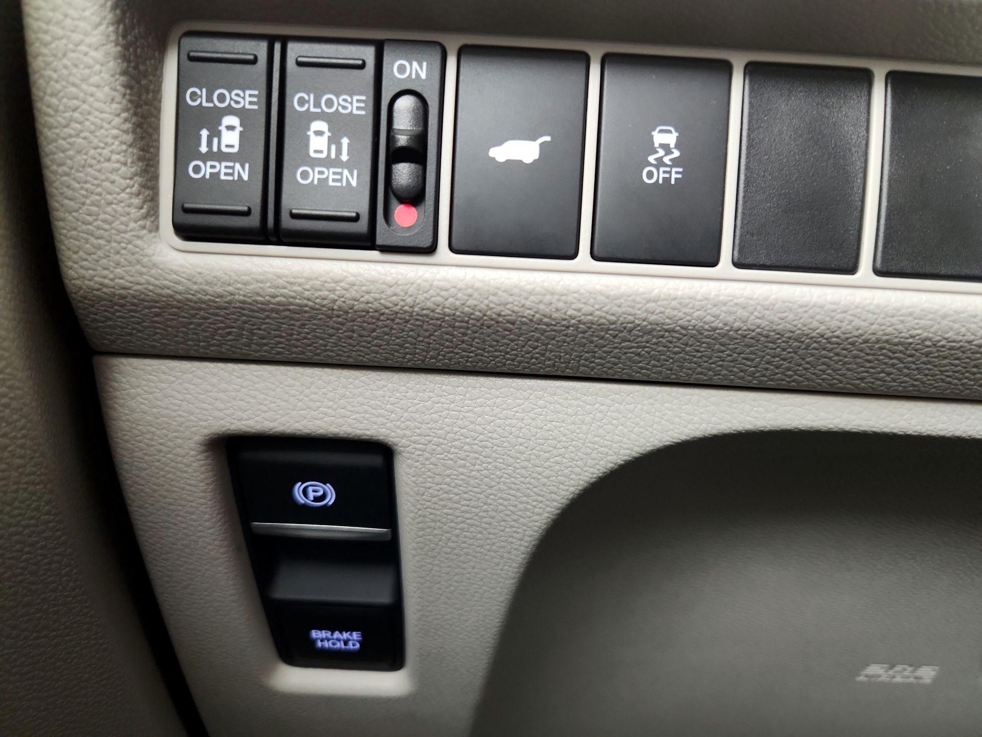 Thumbnail: 2025 Honda Odyssey - 13