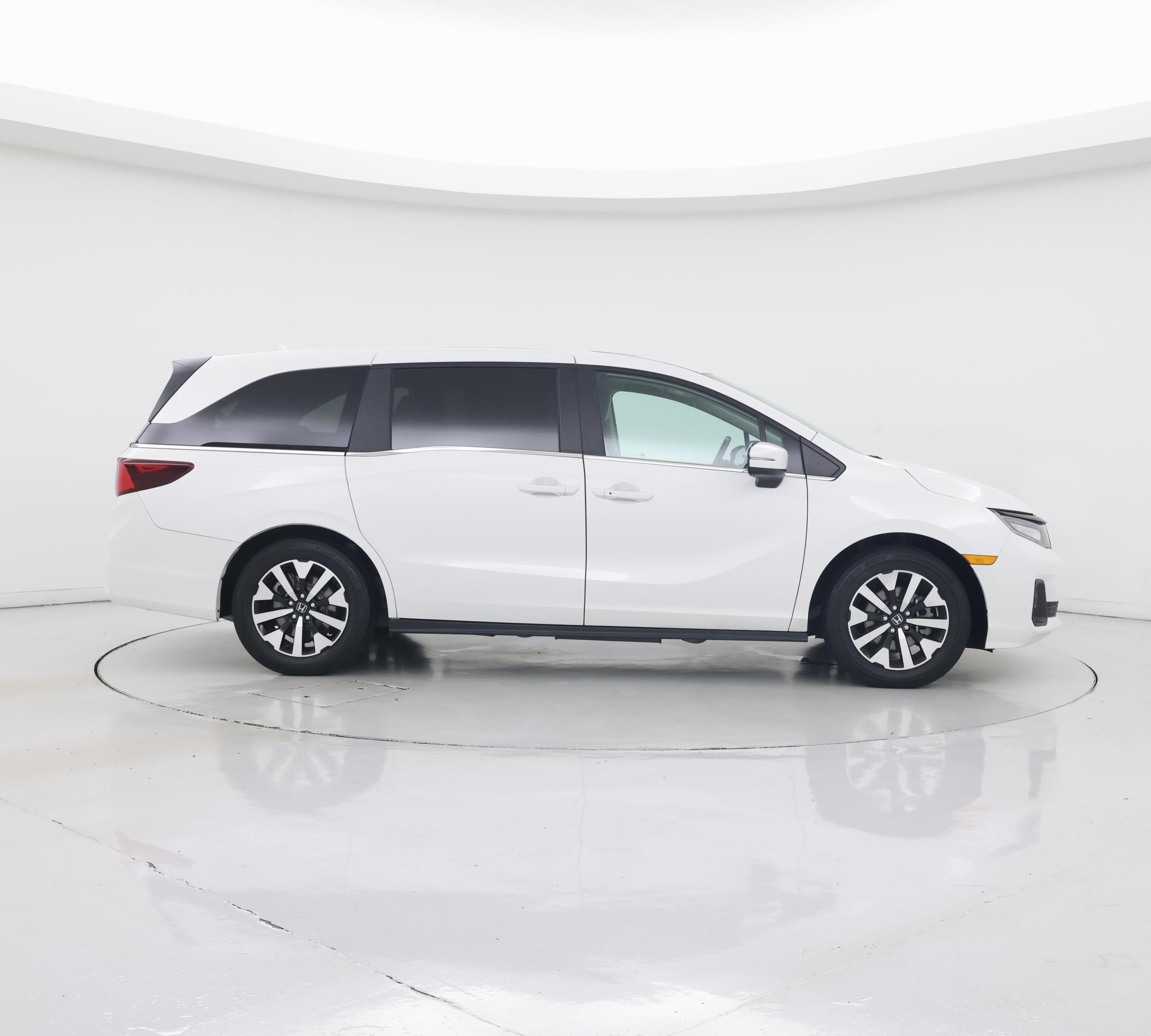 Thumbnail: 2025 Honda Odyssey - 7