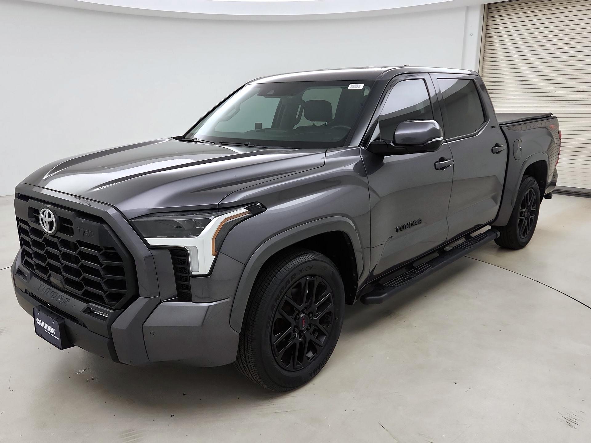Thumbnail: 2023 Toyota Tundra - 3