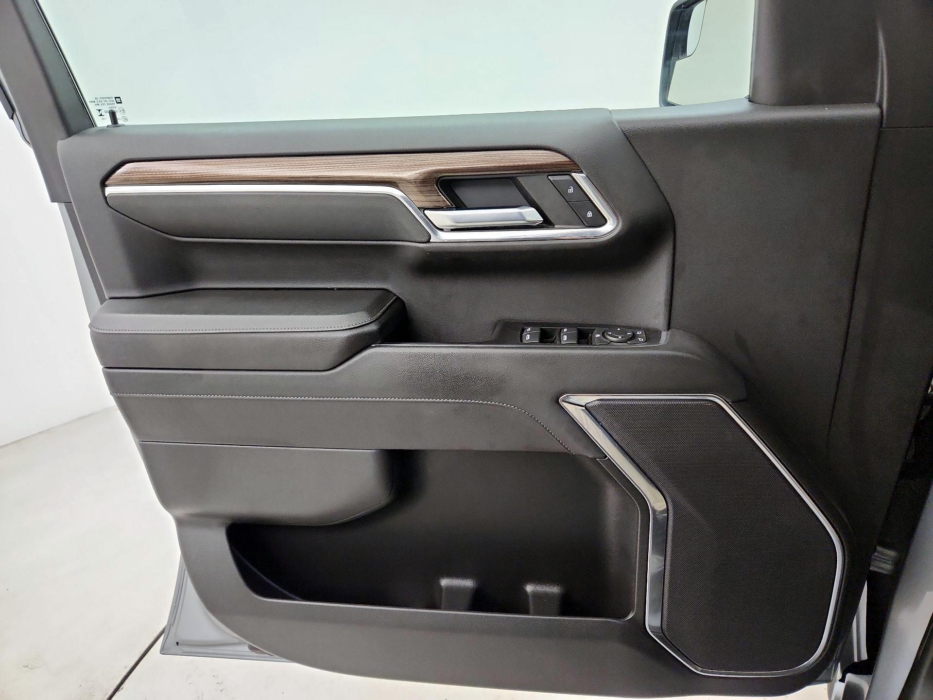 Thumbnail: 2023 Chevrolet Silverado 1500 - 10