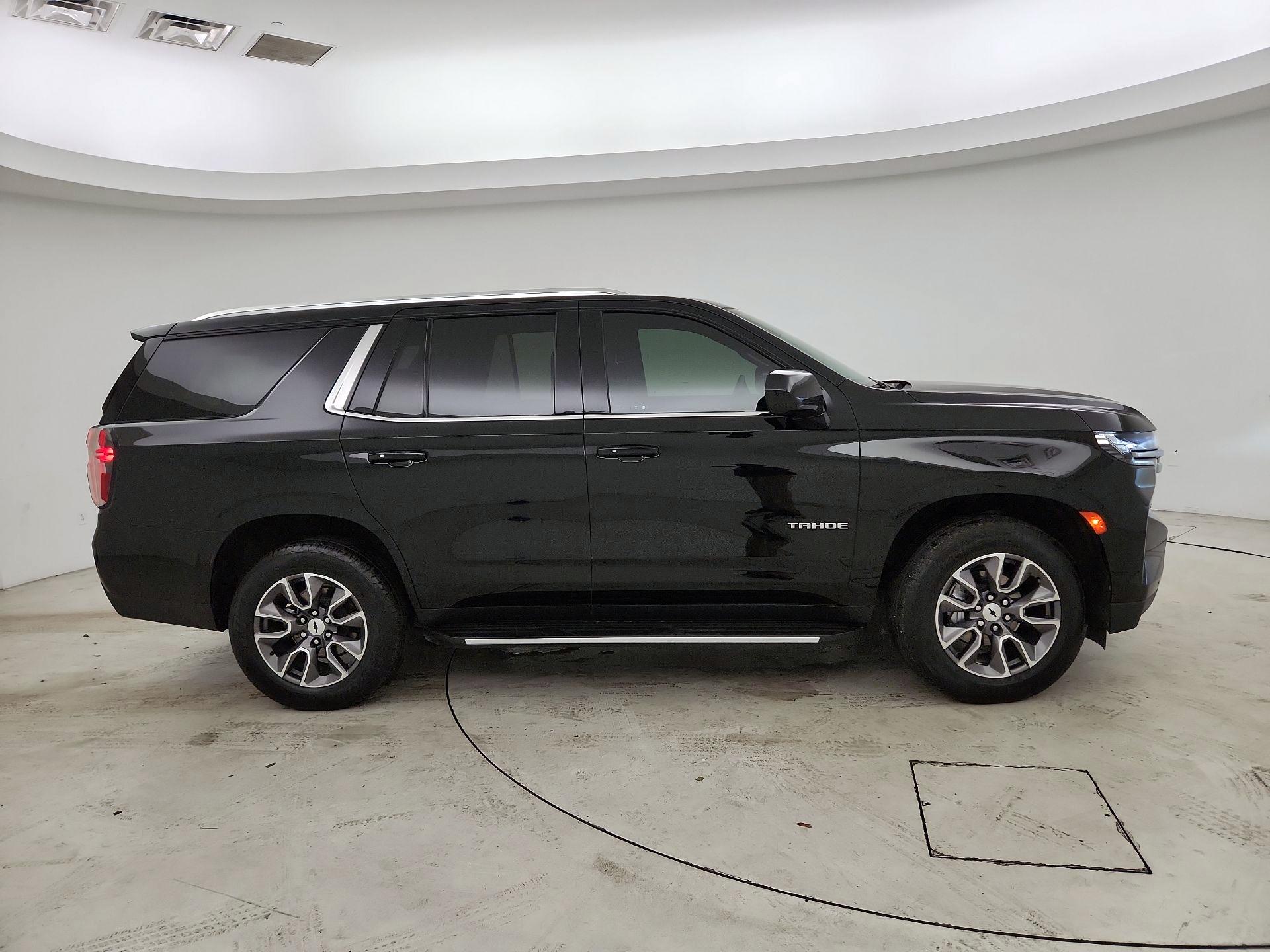 Thumbnail: 2024 Chevrolet Tahoe - 4