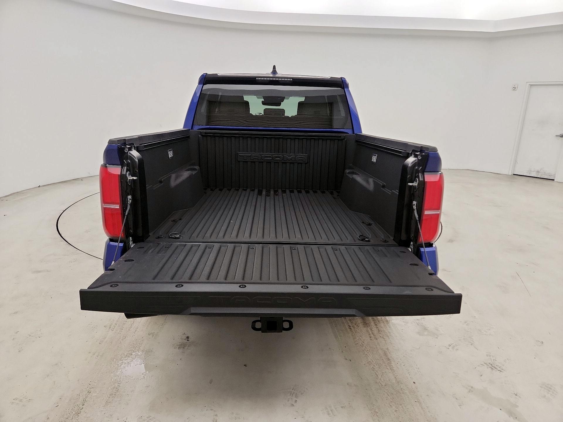 Thumbnail: 2025 Toyota Tacoma - 18