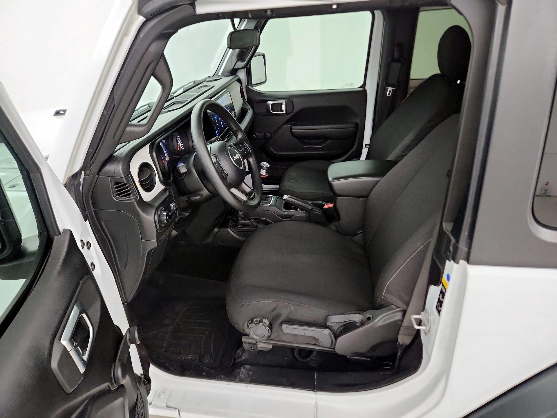 Thumbnail: 2024 Jeep Wrangler - 9