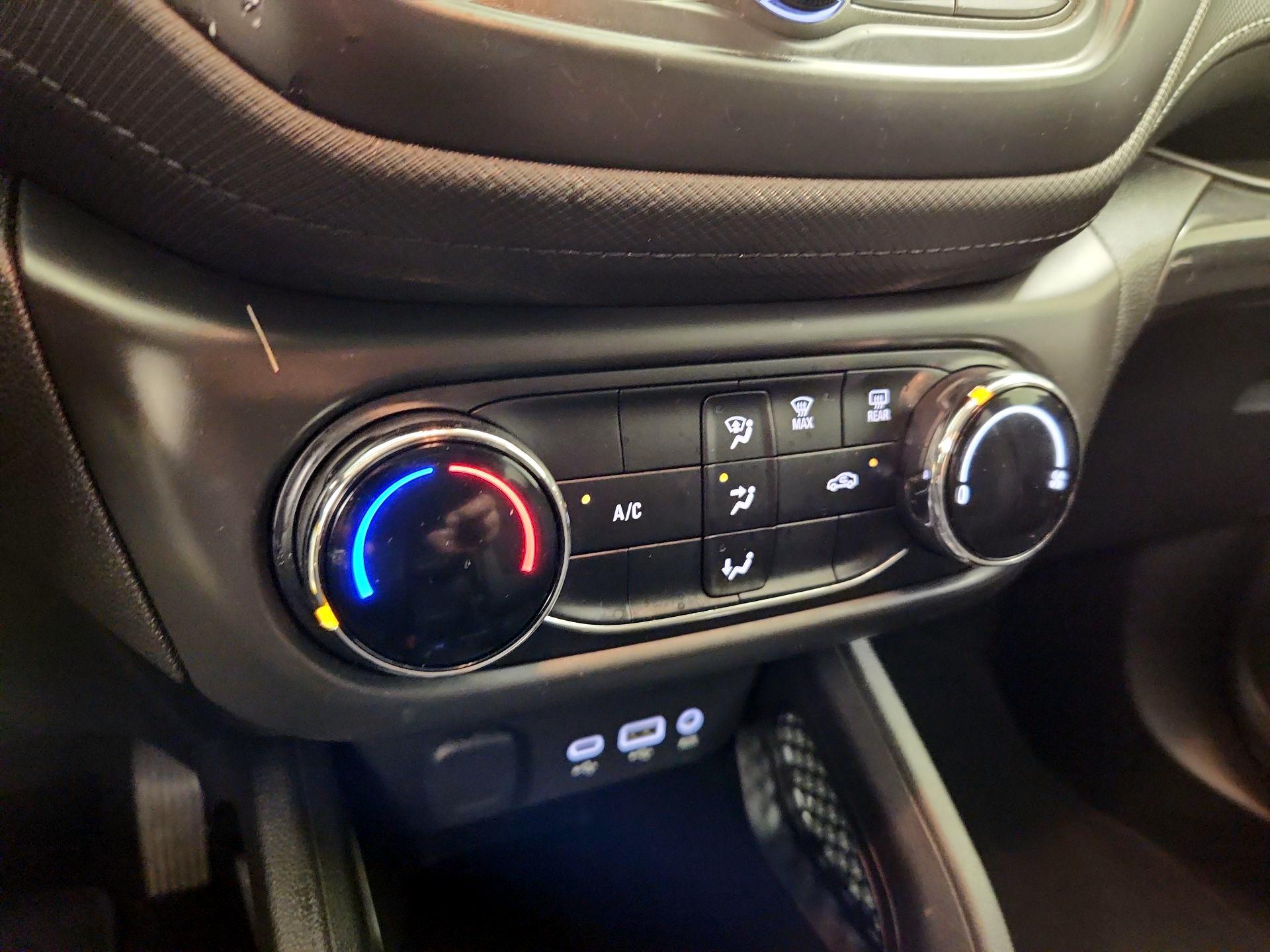 Thumbnail: 2021 Chevrolet TrailBlazer - 16