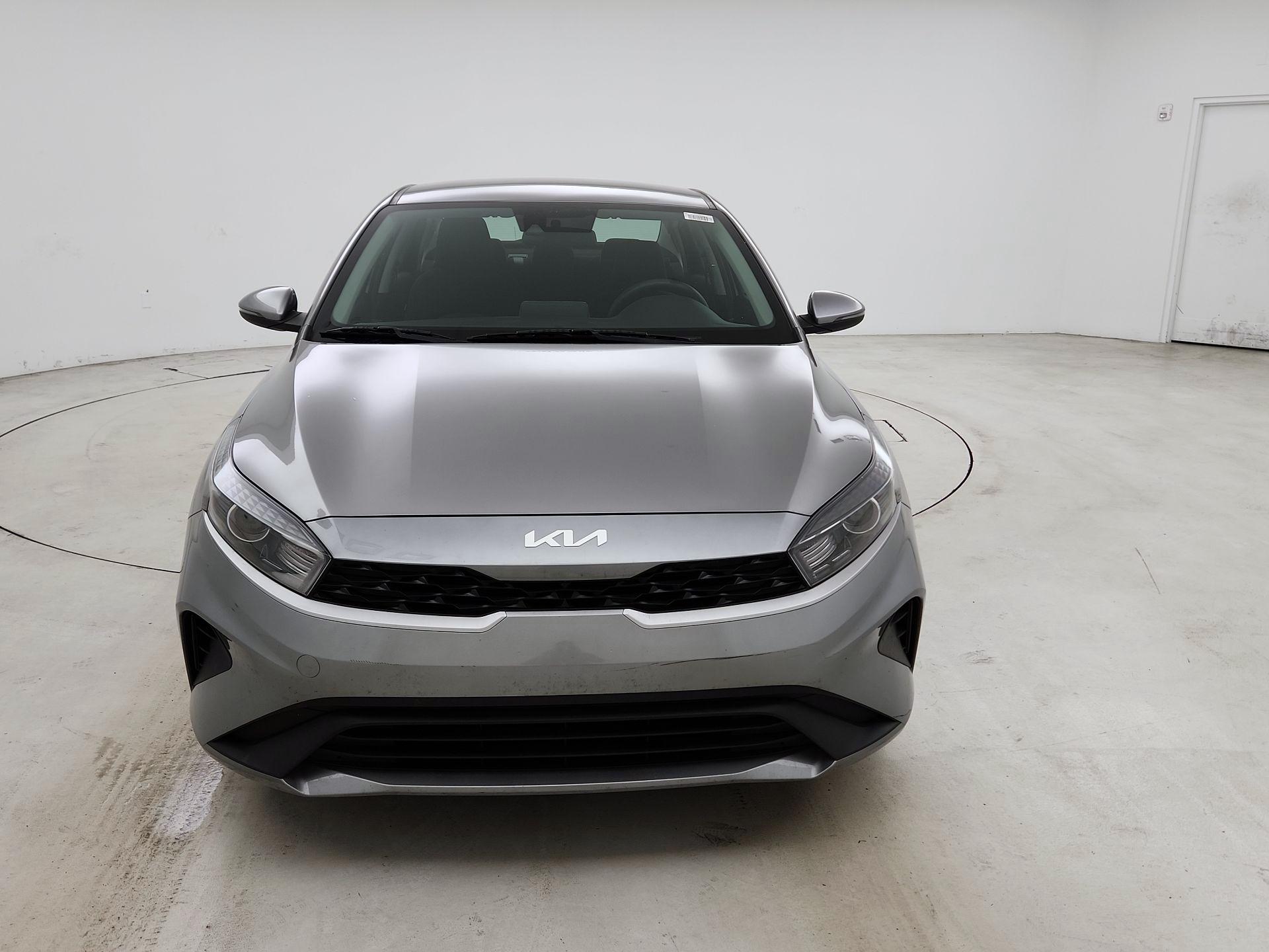 Thumbnail: 2023 Kia Forte - 2
