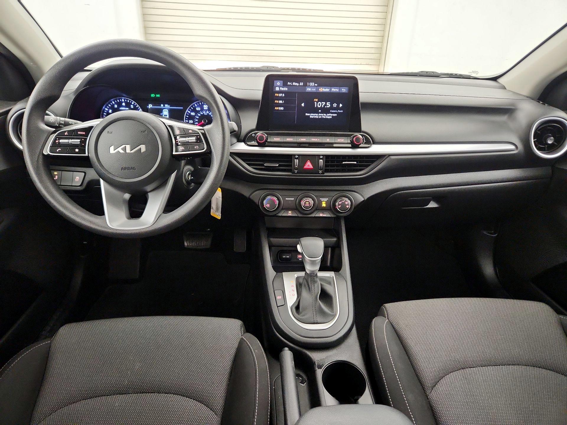 Thumbnail: 2023 Kia Forte - 8
