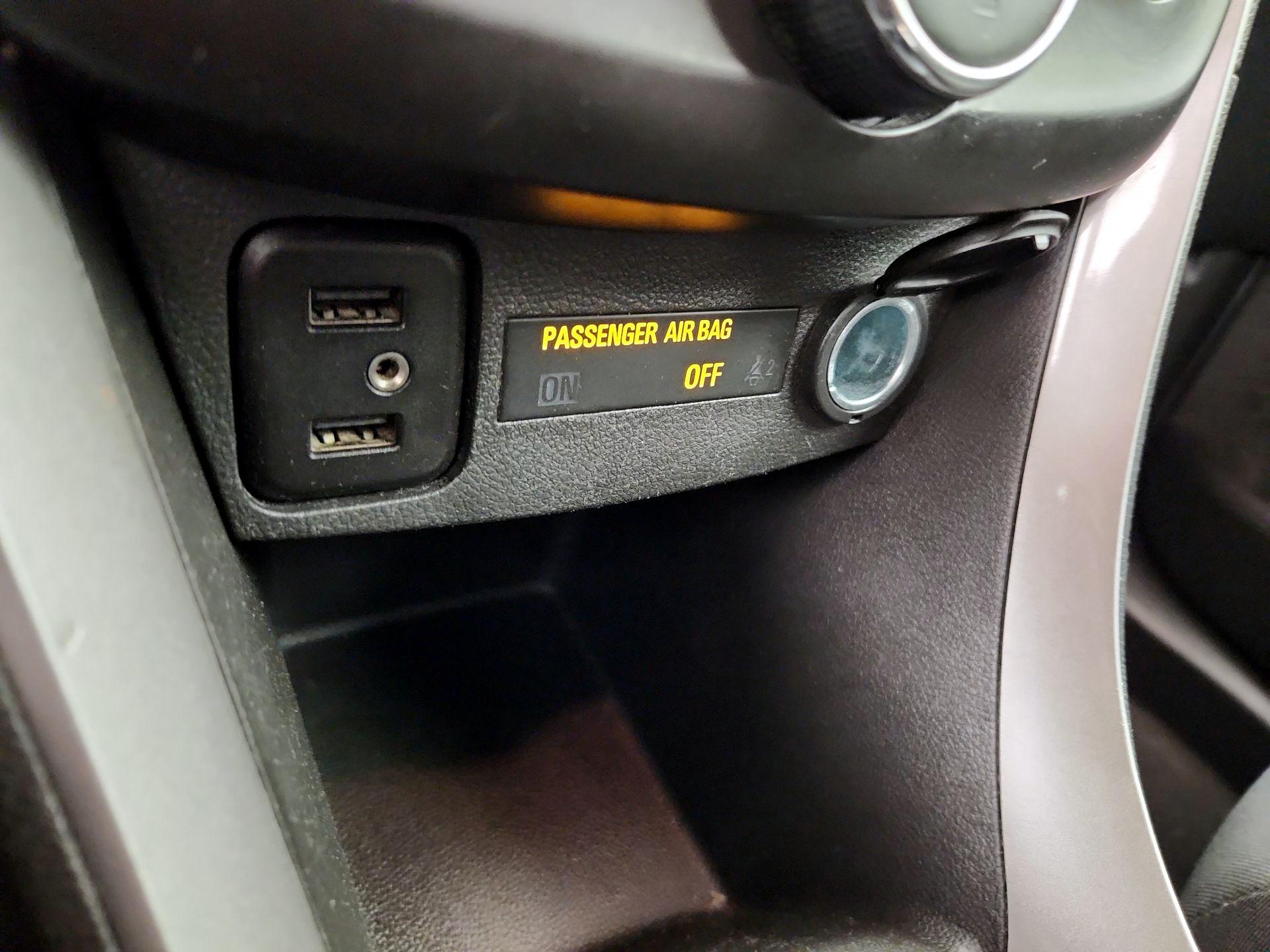 Thumbnail: 2021 Chevrolet Trax - 18