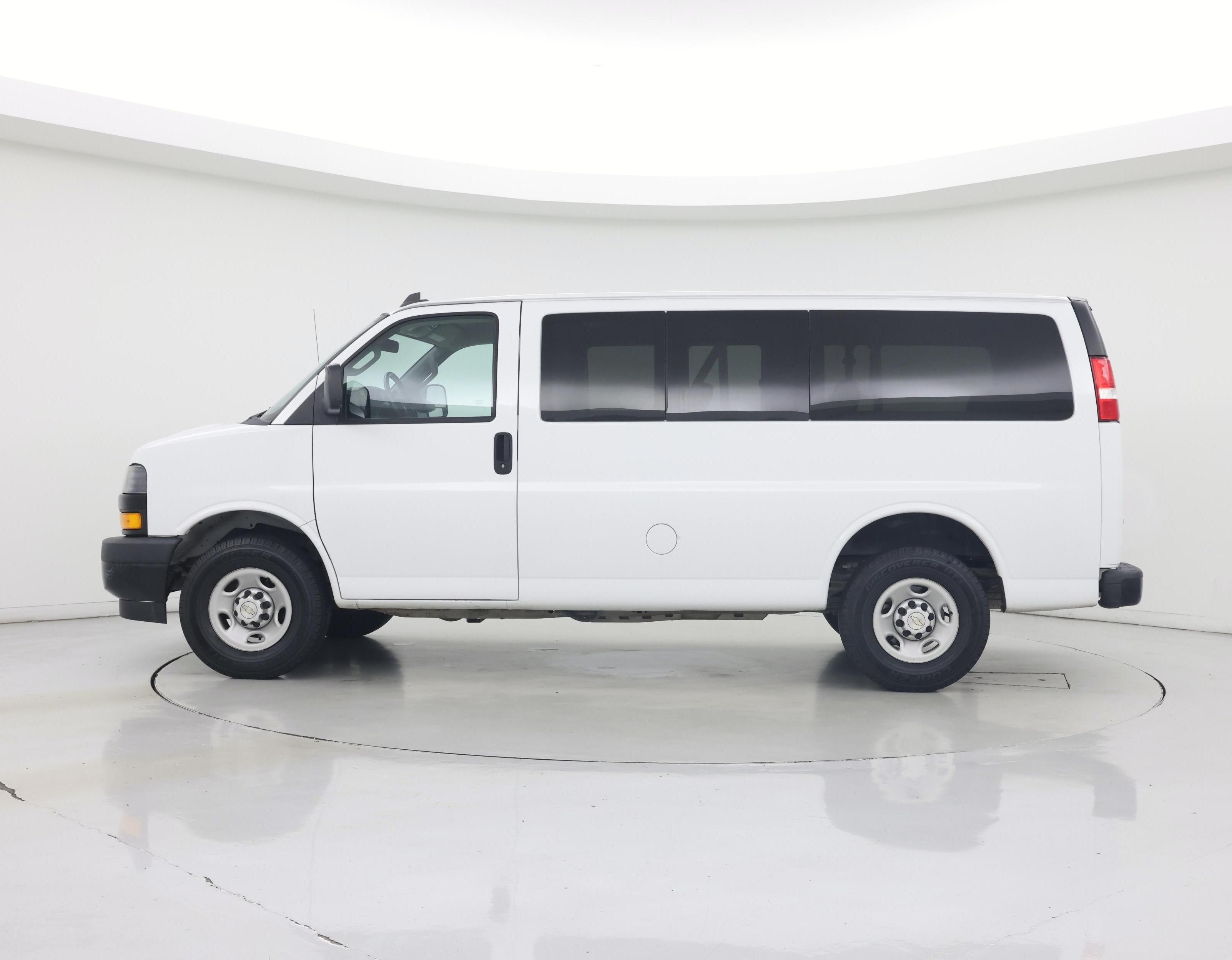 Thumbnail: 2020 Chevrolet Express - 3