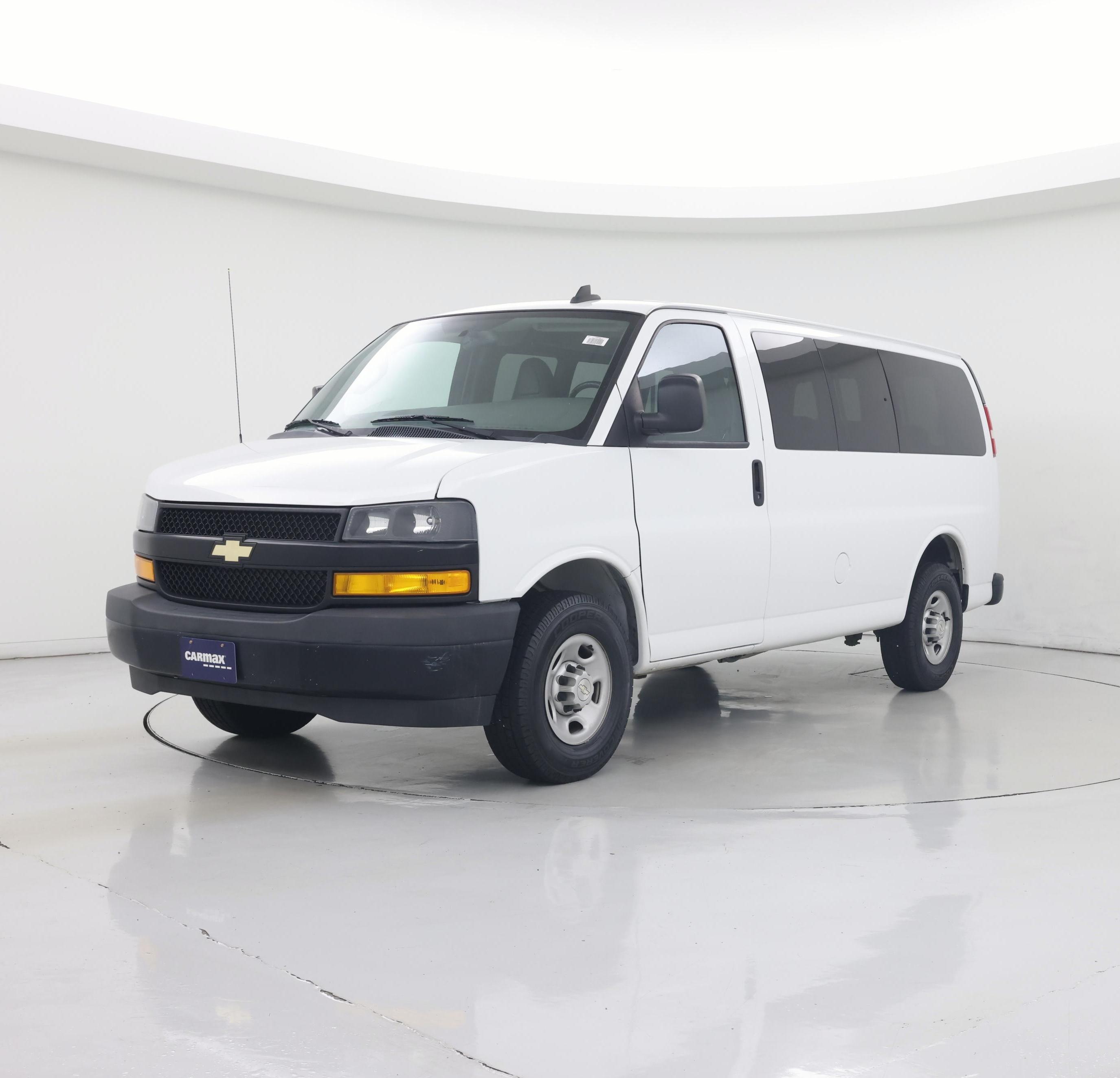 Thumbnail: 2020 Chevrolet Express - 4