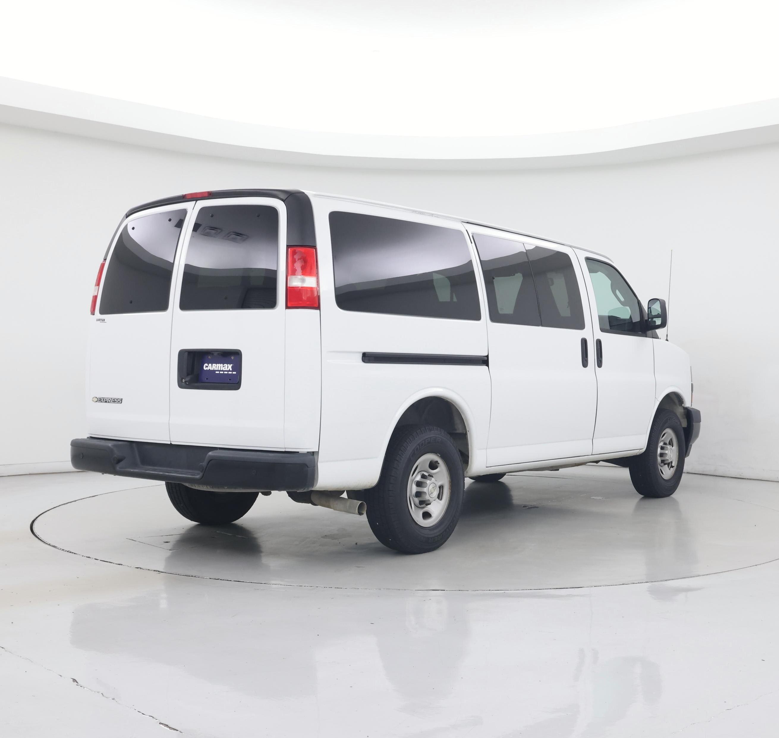 Thumbnail: 2020 Chevrolet Express - 8
