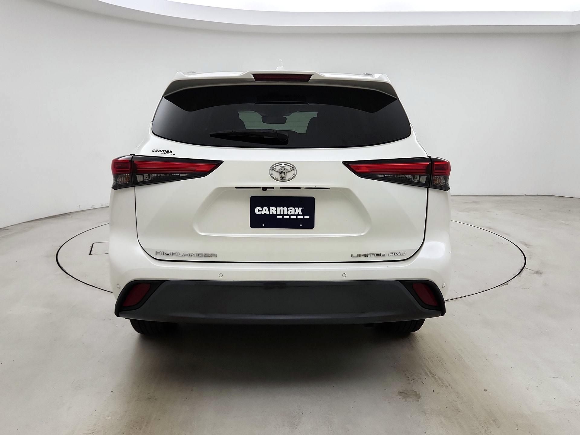 Thumbnail: 2021 Toyota Highlander - 6