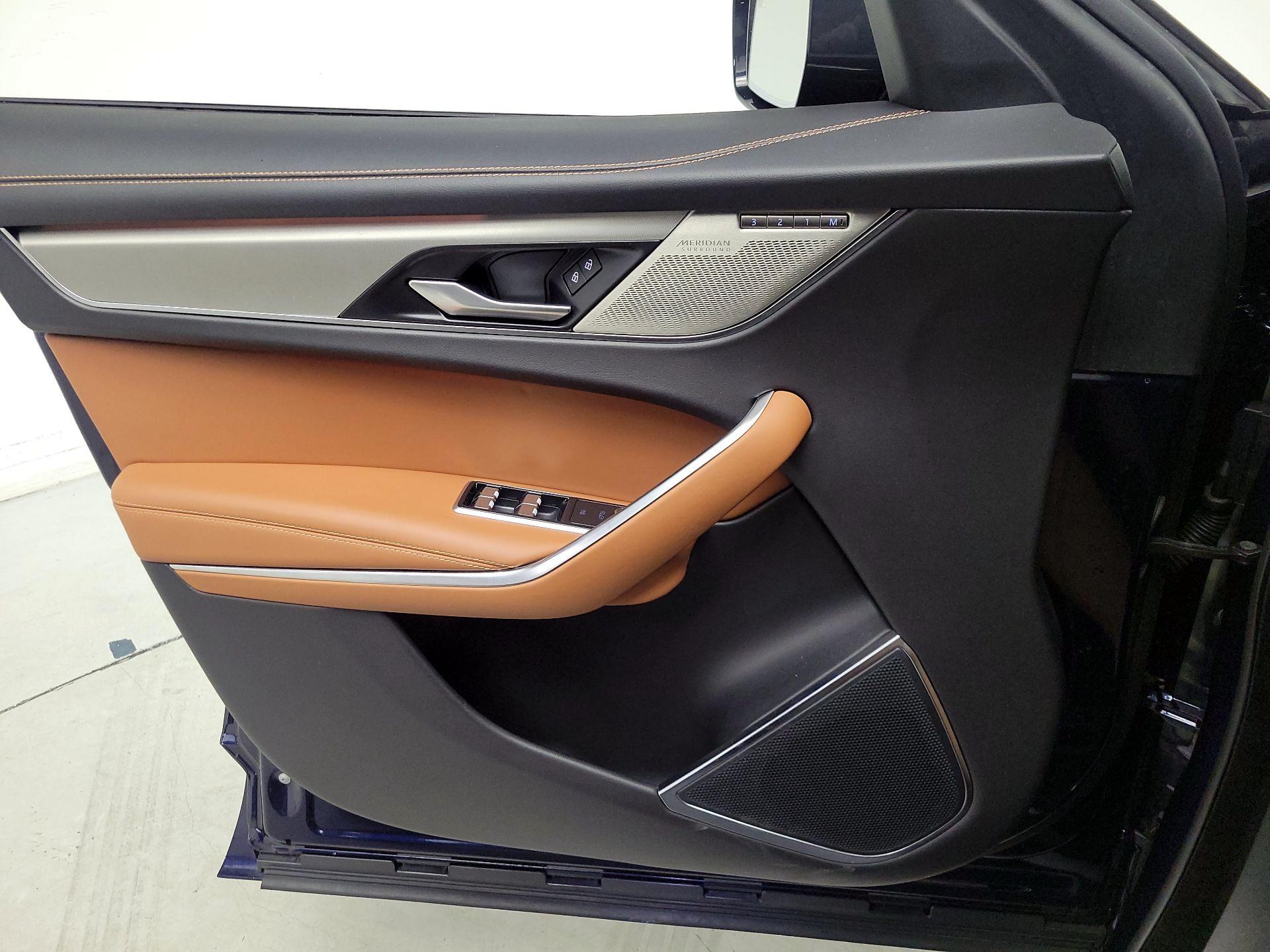 Thumbnail: 2025 Jaguar F-Pace - 12