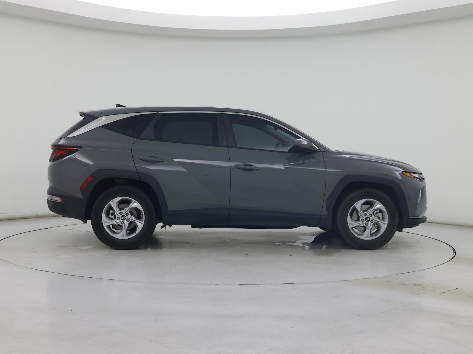 2024 Hyundai Tucson SE - Photo 8