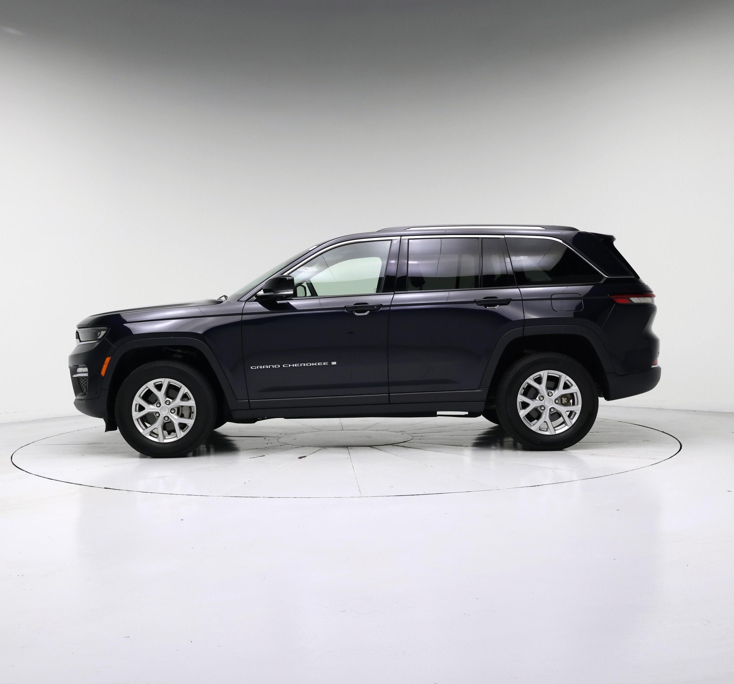 Thumbnail: 2023 Jeep Grand Cherokee - 3