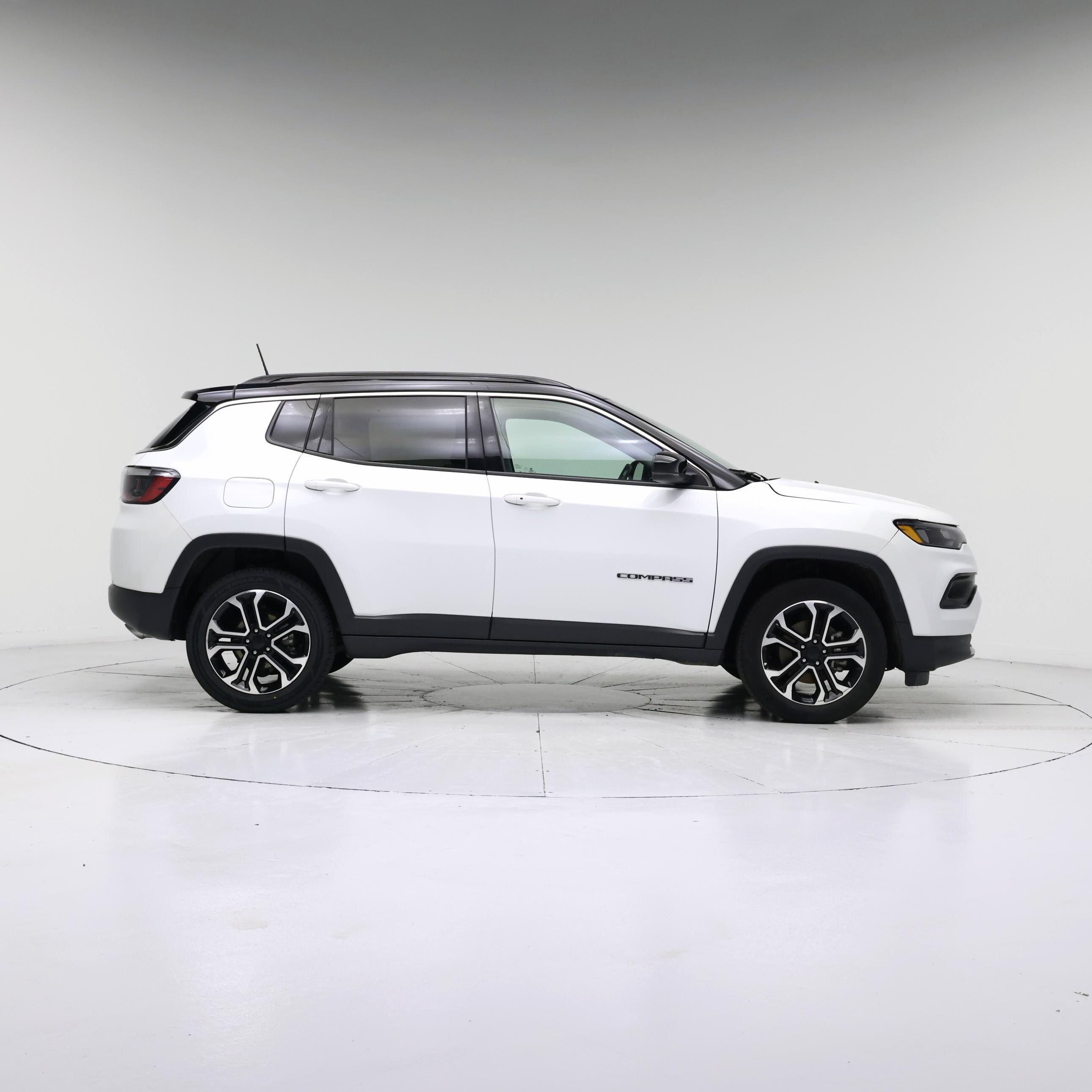 Thumbnail: 2022 Jeep Compass - 7