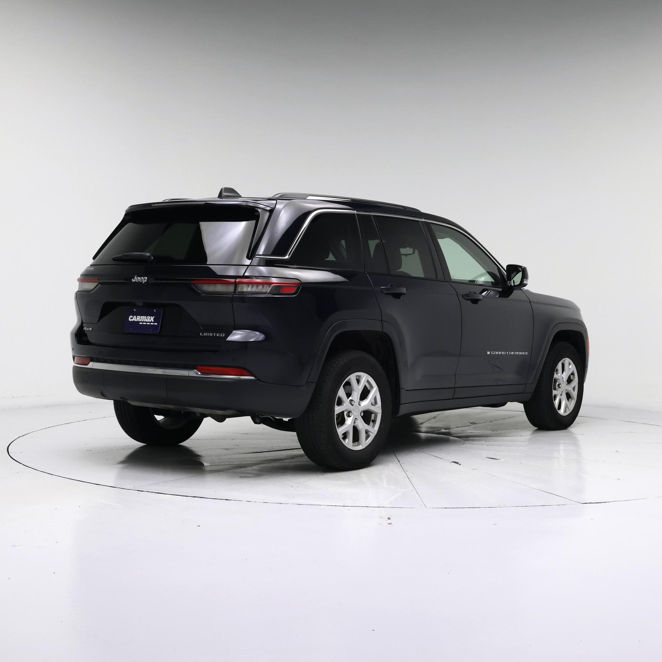 Thumbnail: 2023 Jeep Grand Cherokee - 8