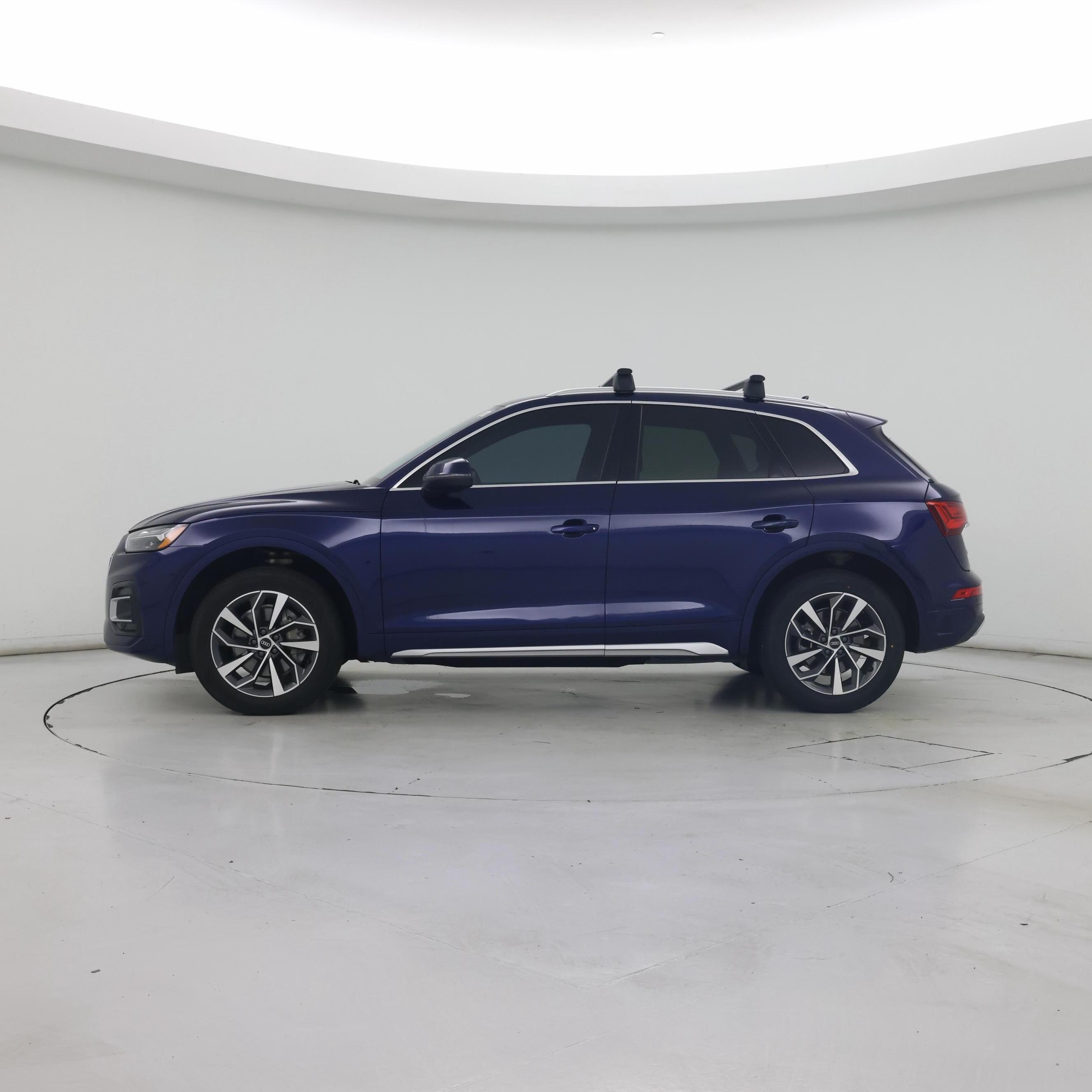 Thumbnail: 2021 Audi Q5 - 3