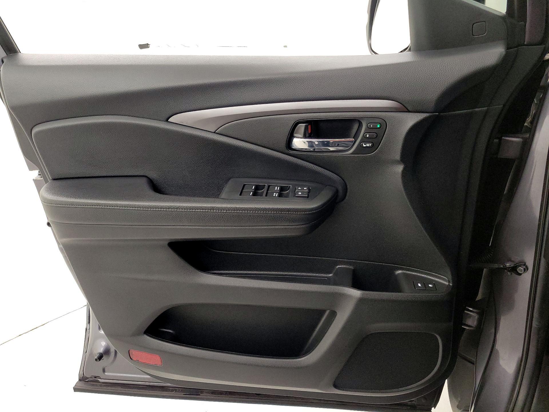 Thumbnail: 2021 Honda Passport - 12
