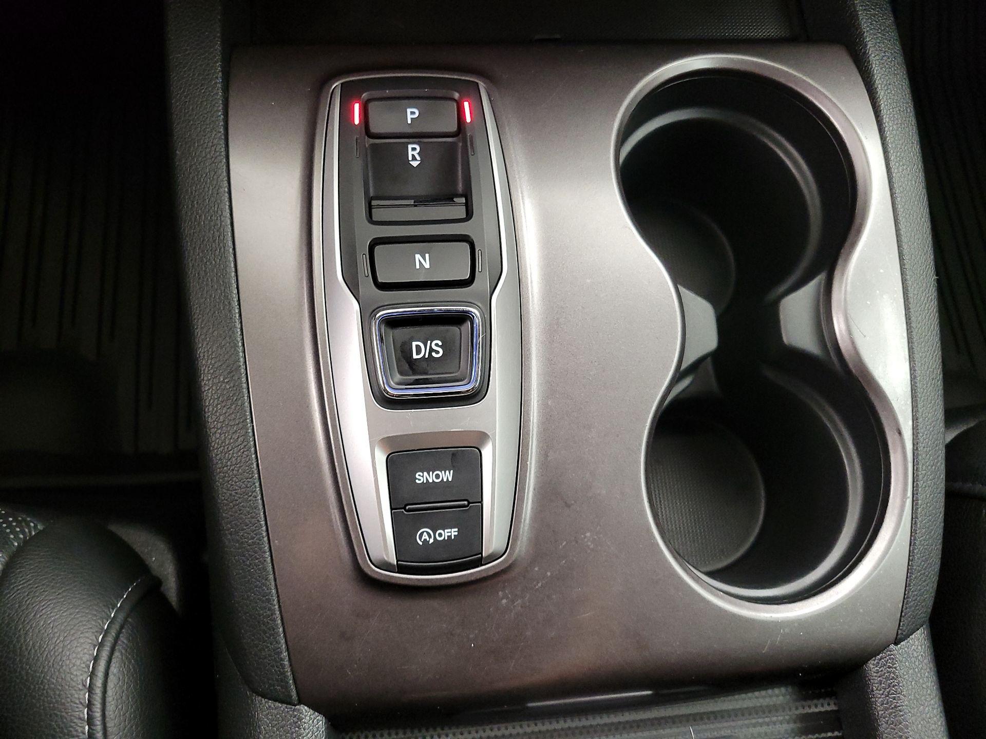 Thumbnail: 2021 Honda Passport - 17