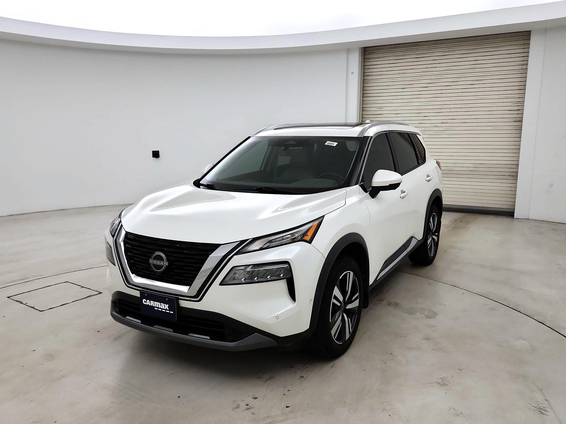 Thumbnail: 2023 Nissan Rogue - 3