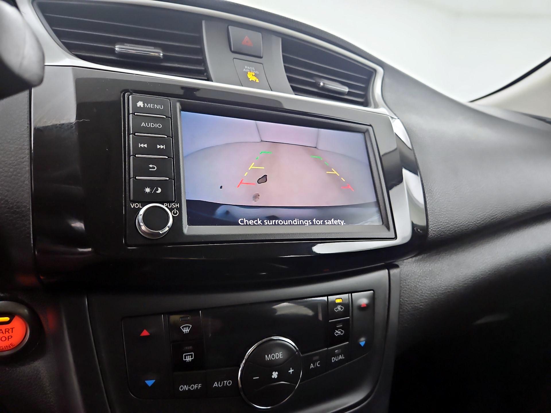 Thumbnail: 2019 Nissan Sentra - 12