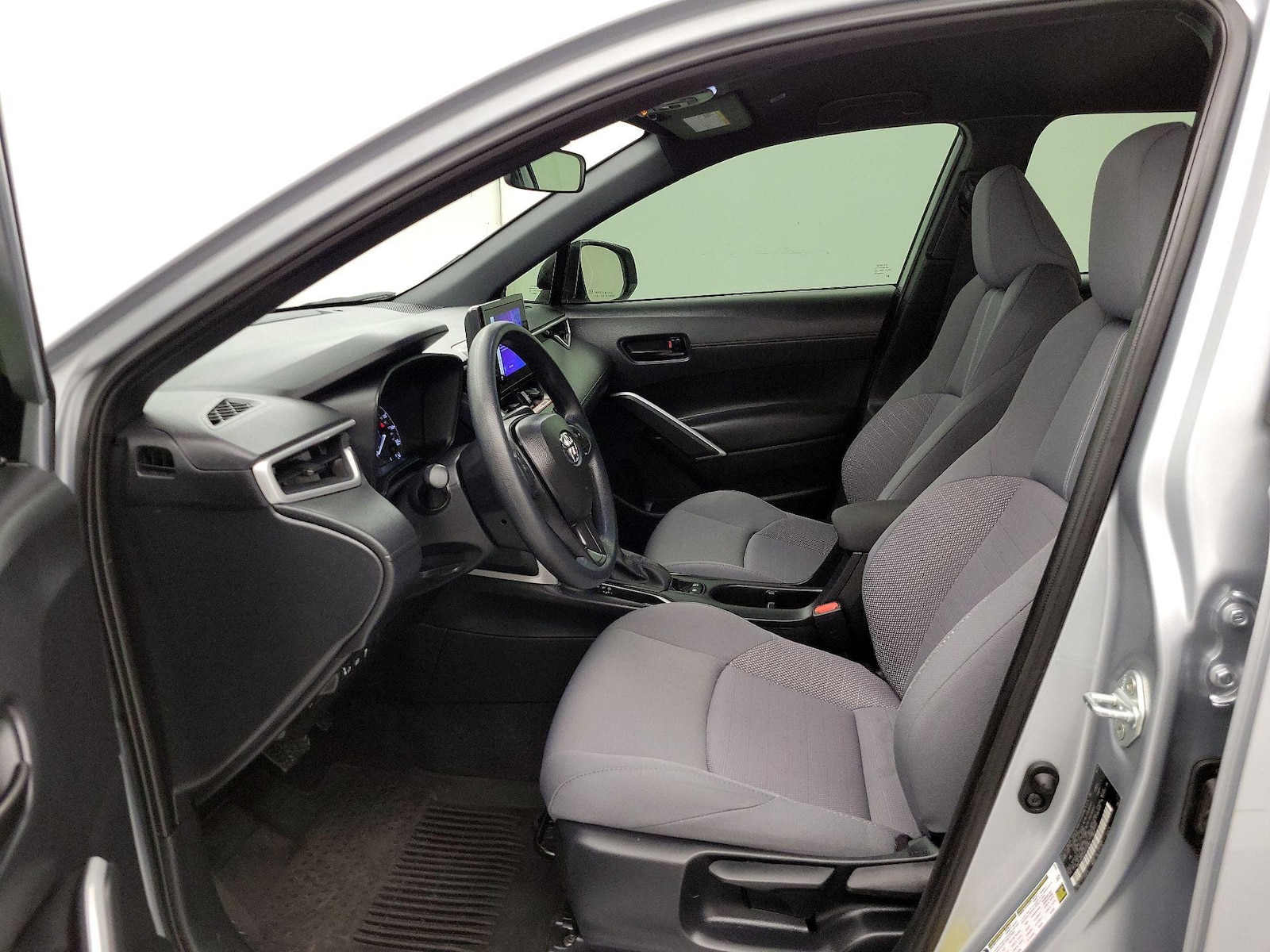 2024 Toyota Corolla Cross S - Photo 12