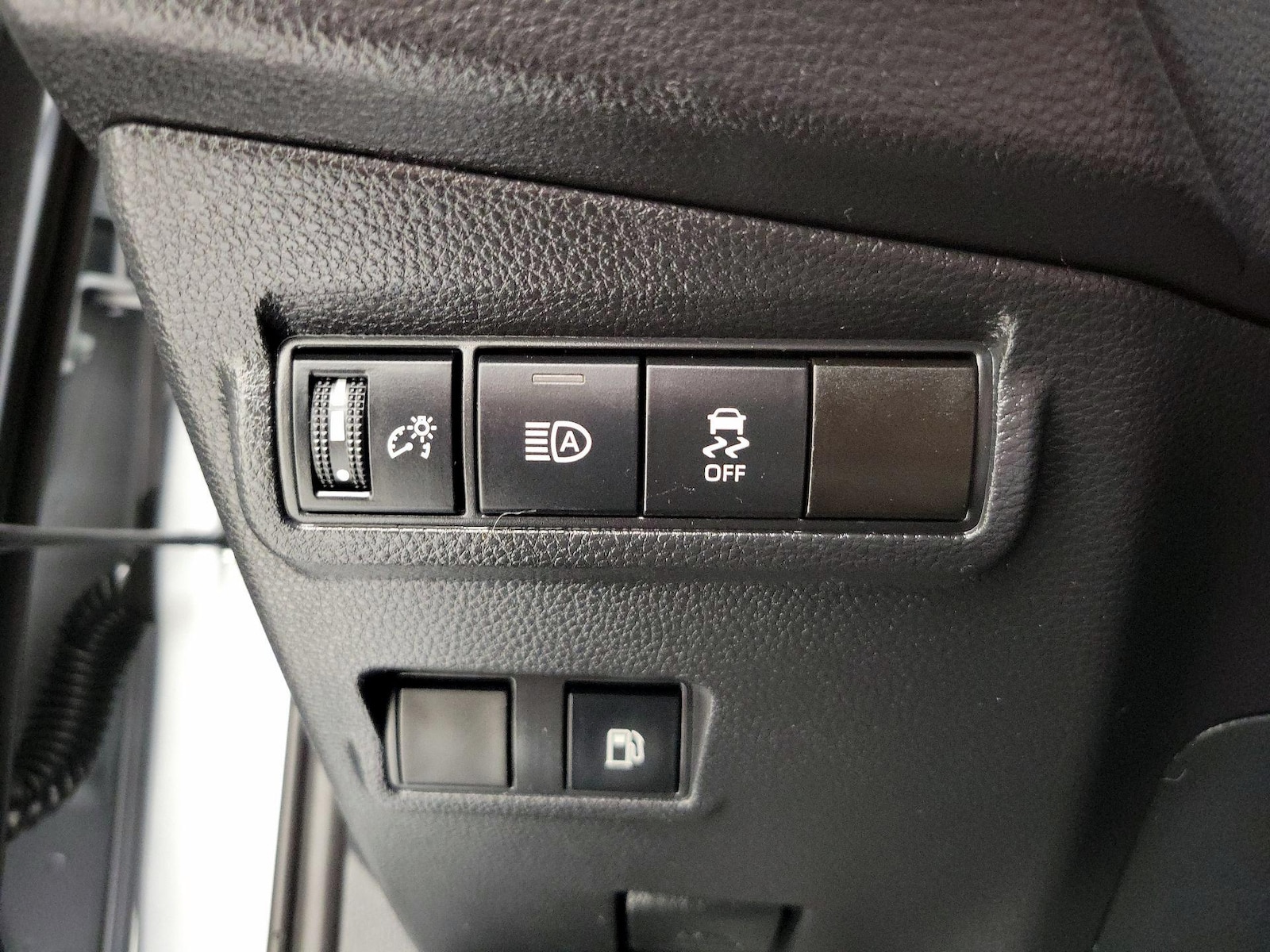 2024 Toyota Corolla Cross S - Photo 14