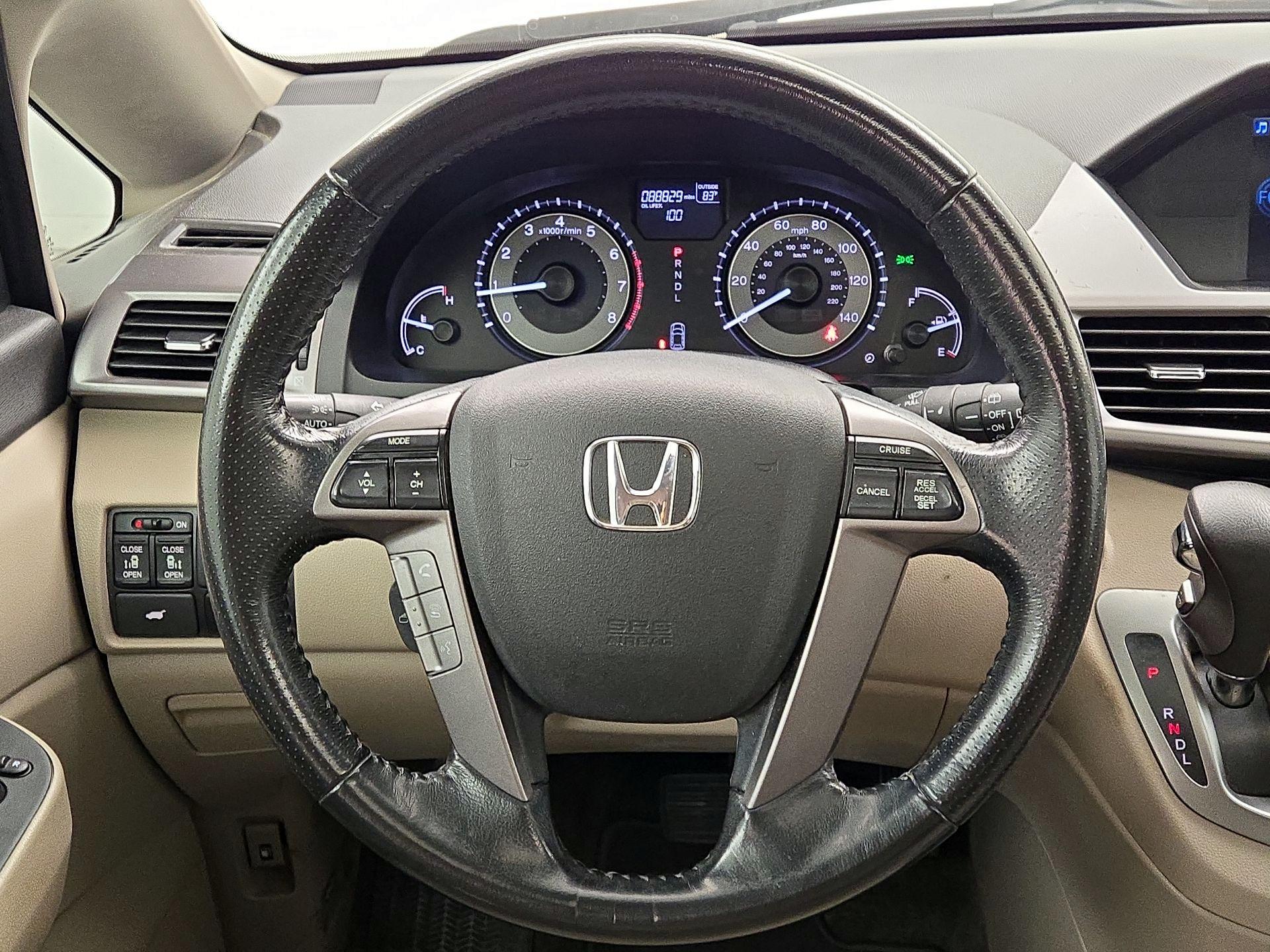 Thumbnail: 2015 Honda Odyssey - 10