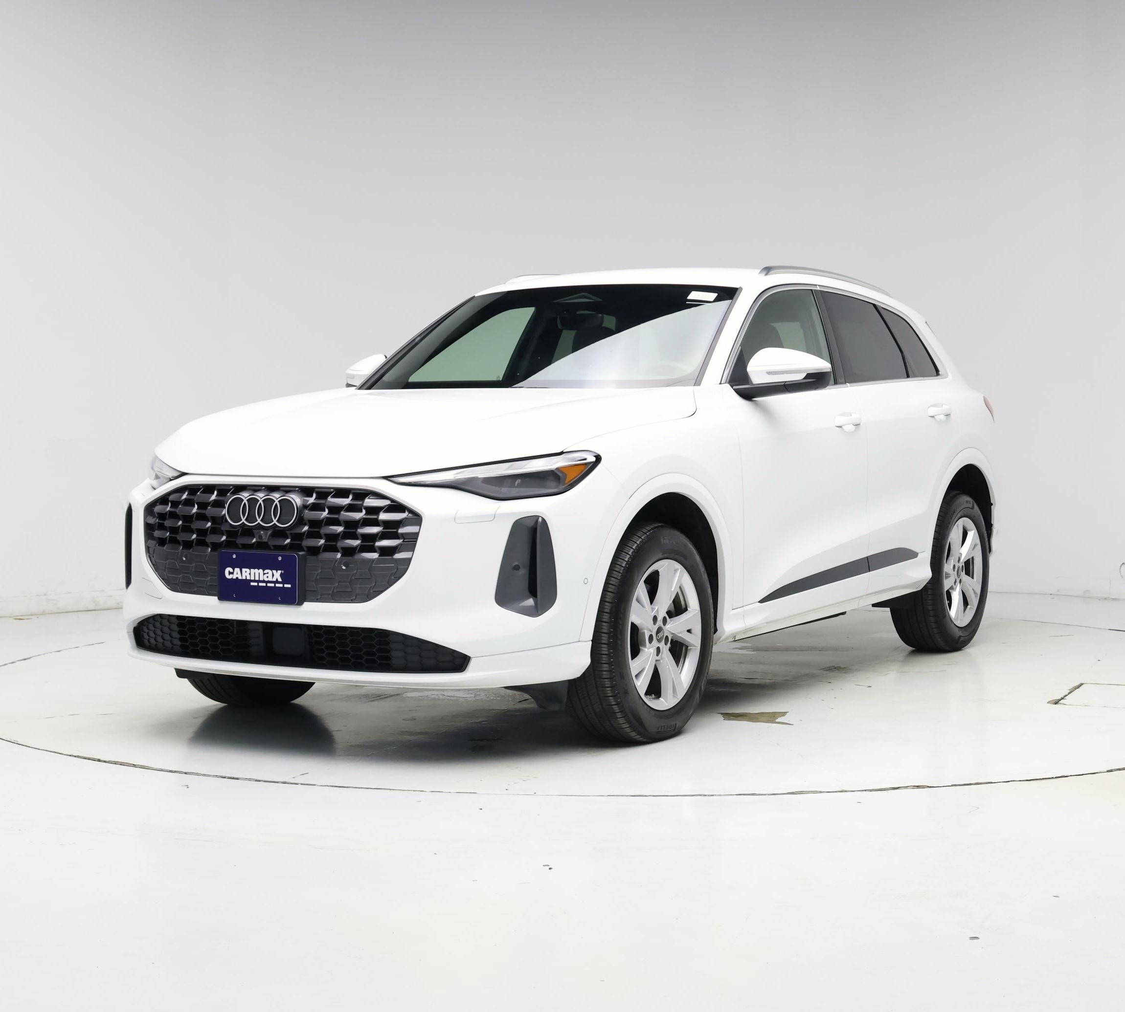 Thumbnail: 2025 Audi Q5 - 4