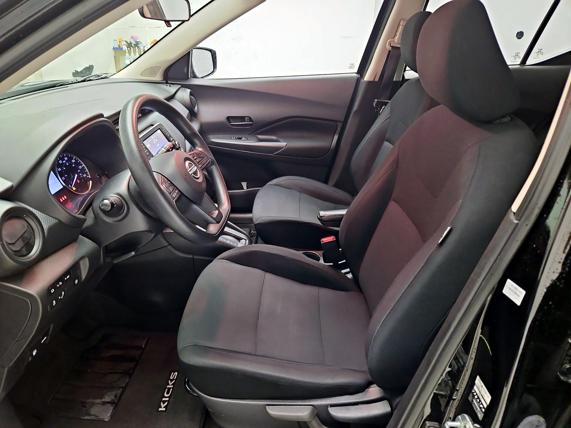Thumbnail: 2023 Nissan Kicks - 11